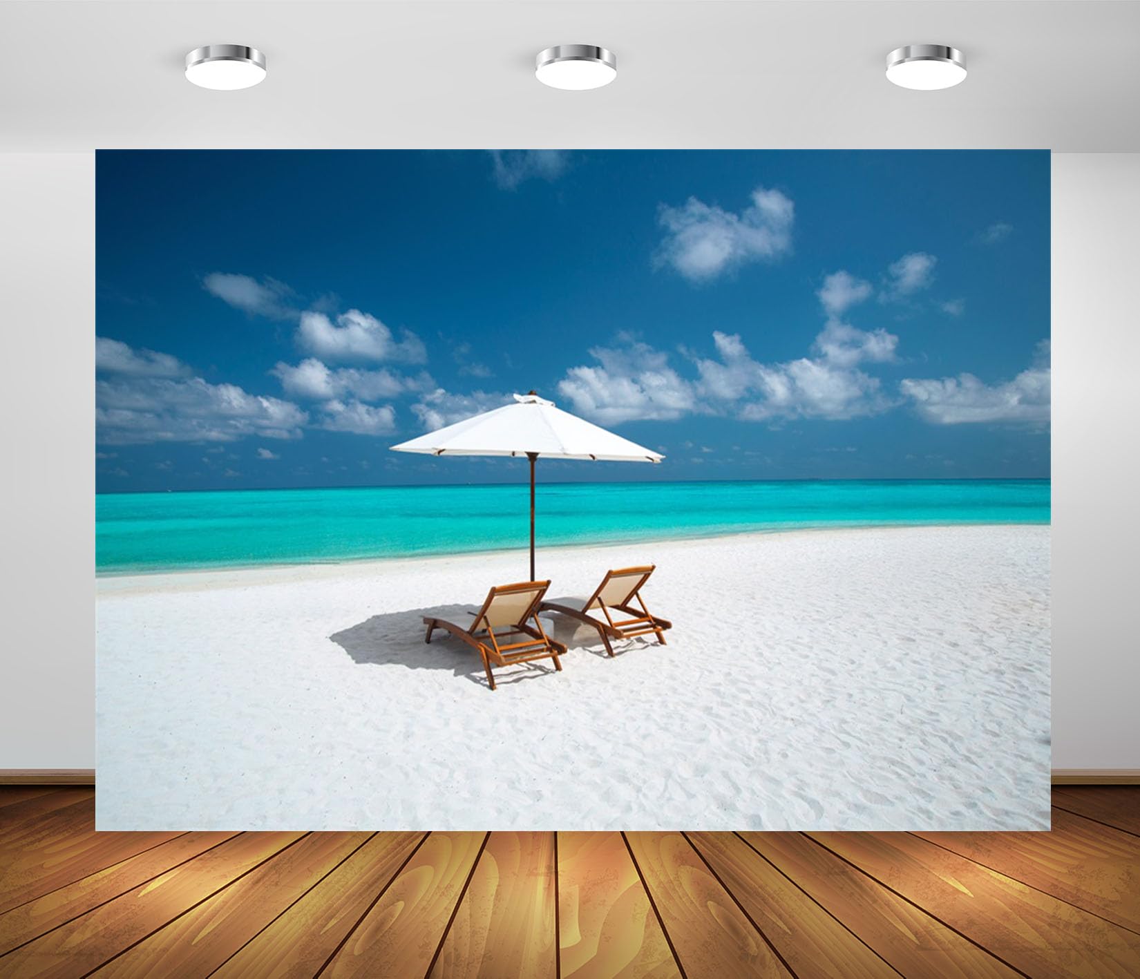 10x6.5FT (3x2m) Lettini E Ombrellone Vicino Al Mare Blu Sfondo Fotografico | Tranquilla Fuga Di Lusso Sull'Isola Fondale In Tessuto,Due Sedie In Legno,Per Feste Estive E Foto Delle Vacanze,Photo Booth