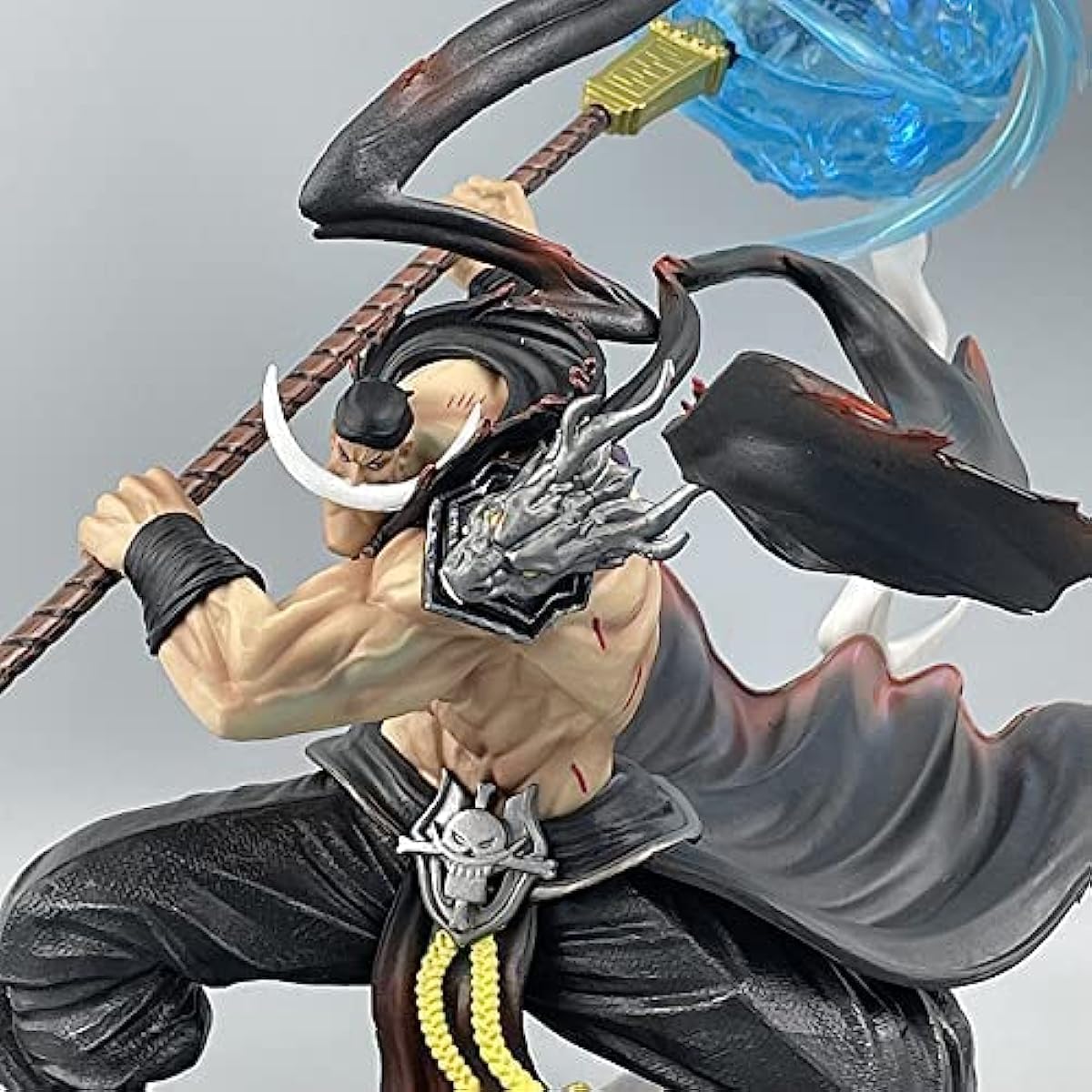 Amazon | ワンピース エドワード・ニューゲート 光る武器像 30cm