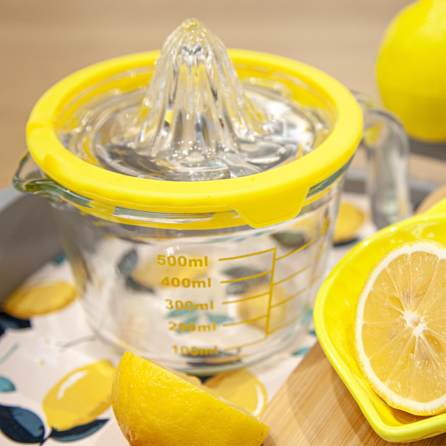 Cartman Spremiagrumi per limoni e arance, spremiagrumi manuale giallo, alesatore per agrumi in vetro, spremiagrumi manuale, strumento da cucina, tazza di misurazione per oncia