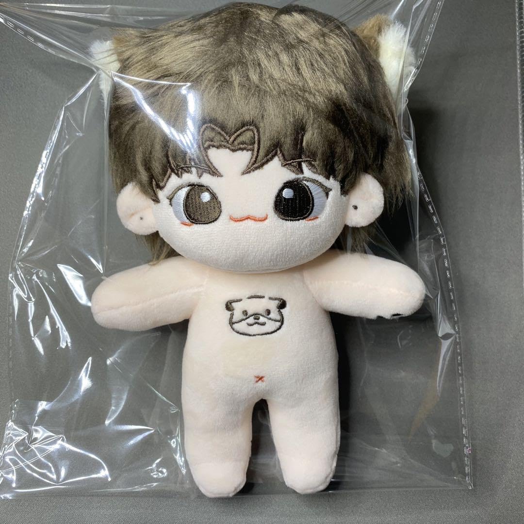 ミンギュ　ぬいぐるみ　20cm 新品　マスター　セブチ　svt ミンギュ ぬいぐるみ 20cm マスター セブチ seventeen - メルカリ