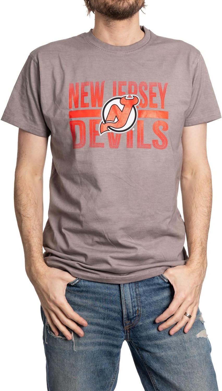 Calhoun NHL Surf & Skate Mens Short Sleeve Crewneck Distressed Vintage Print T-Shirt