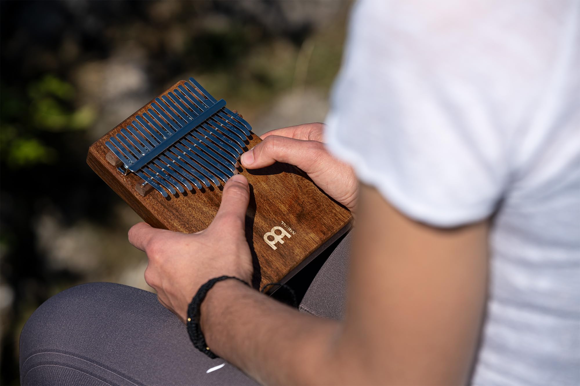 Kalimba Sonic Energy Lite Drewno – 17 Dźwięków w Tonacji C-dur – do Medytacji, Sekcji Perkusyjnej i Jogi – Akacja – z Akcesoriami (KL1703S)