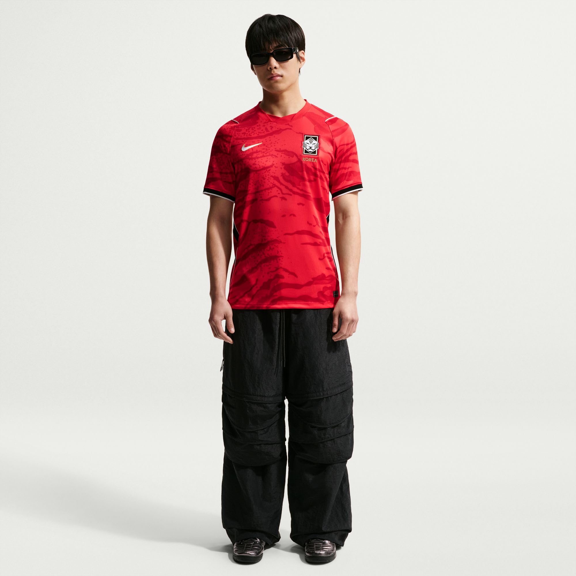 Korea 2026 Heimstadion Nike Replika-Fußballtrikot mit Dri-FIT-Technologie für Herren, IB5328