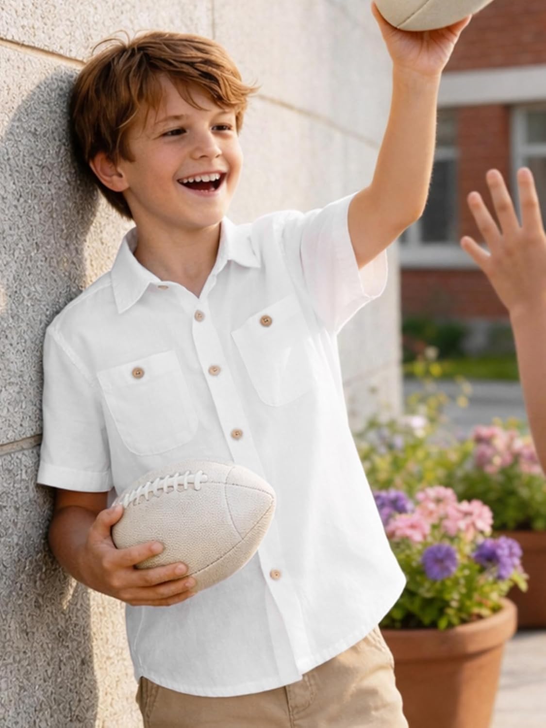 Yoimira Boys Short Sleeve Button Down Shirts Lightweight Summer Casual Cotton Woven Shirt with Pockets for Kids 6-14 Years