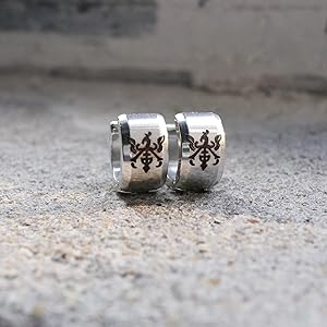 Amazon.com: TimJeweler Final Fantasy XVI Clive Rosfield Ear Cuff