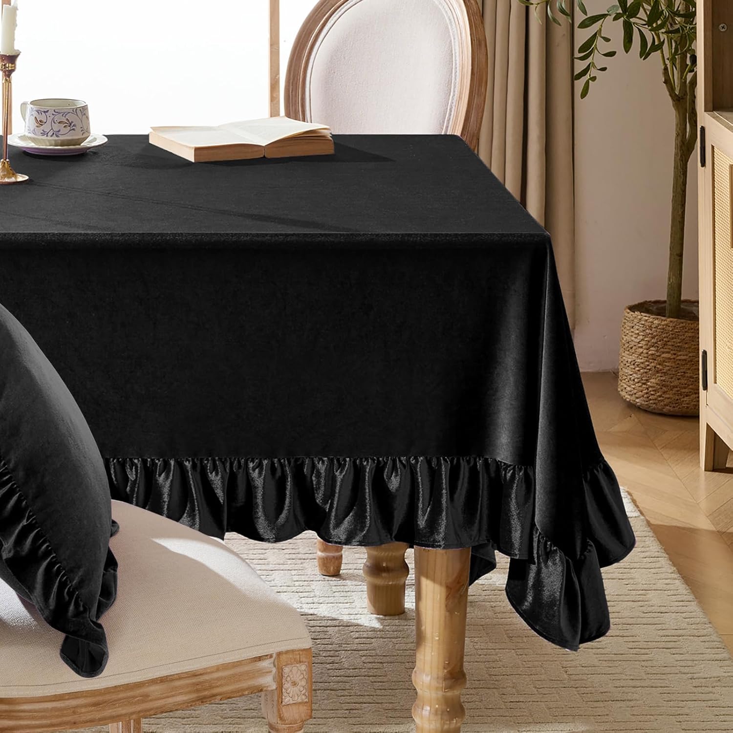 KKJIAF Black Velvet Tablecloth 52 x 70 Inch, Retro Farmhouse Ruffle Oblong Tablecloth Washable Table Cover for Wedding Buffet Parties Baby Shower Kitchen Decoration