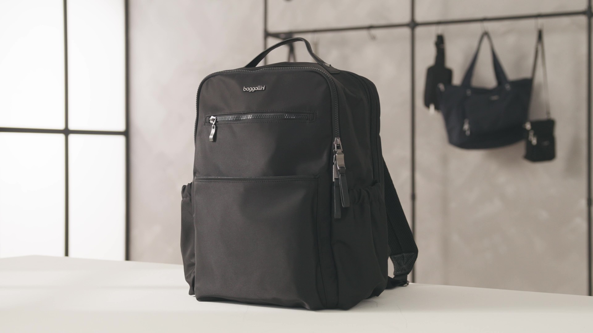 Amazon.com: Baggallini Tribeca Expandable Laptop Backpack 