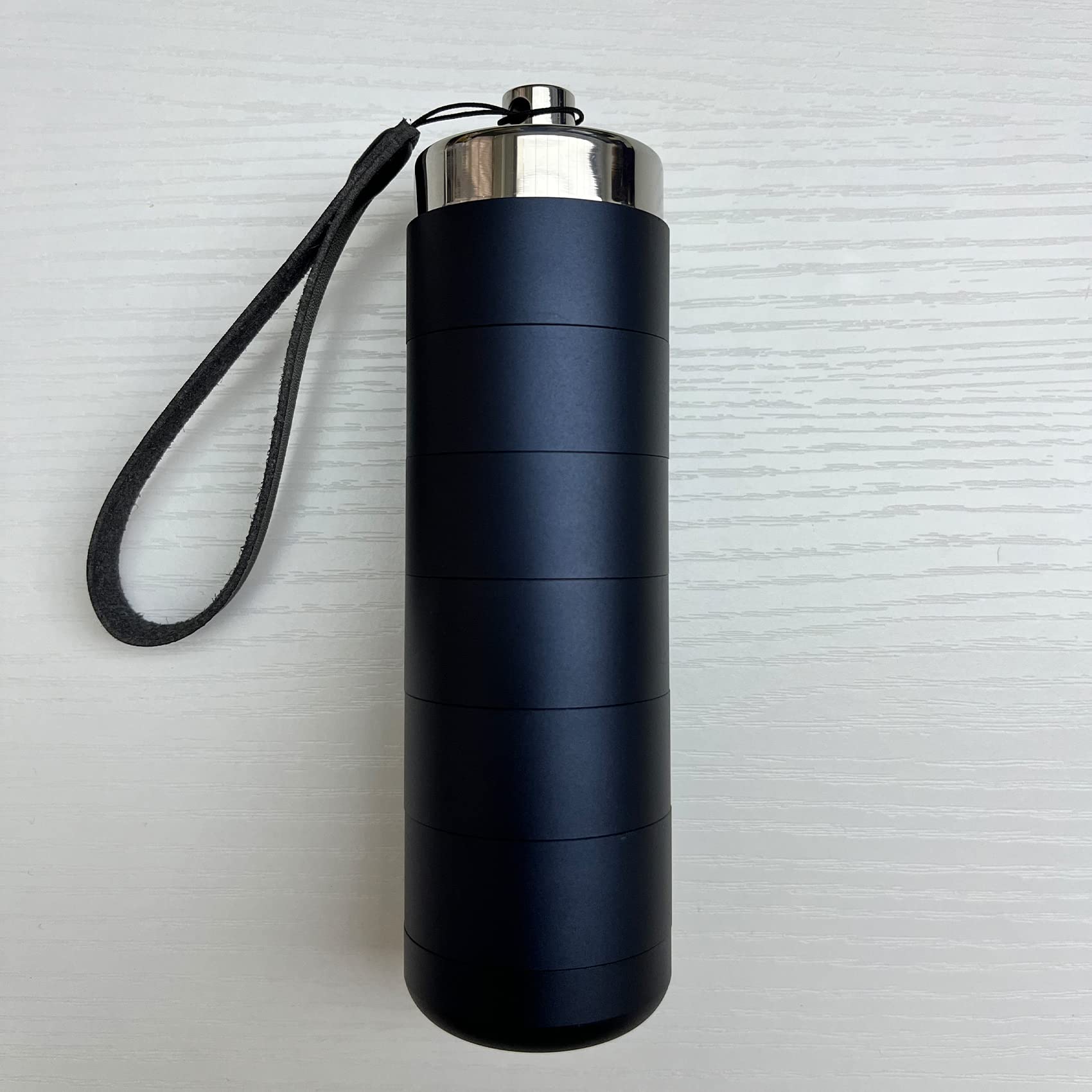 mossimeMetal Pill Organizer