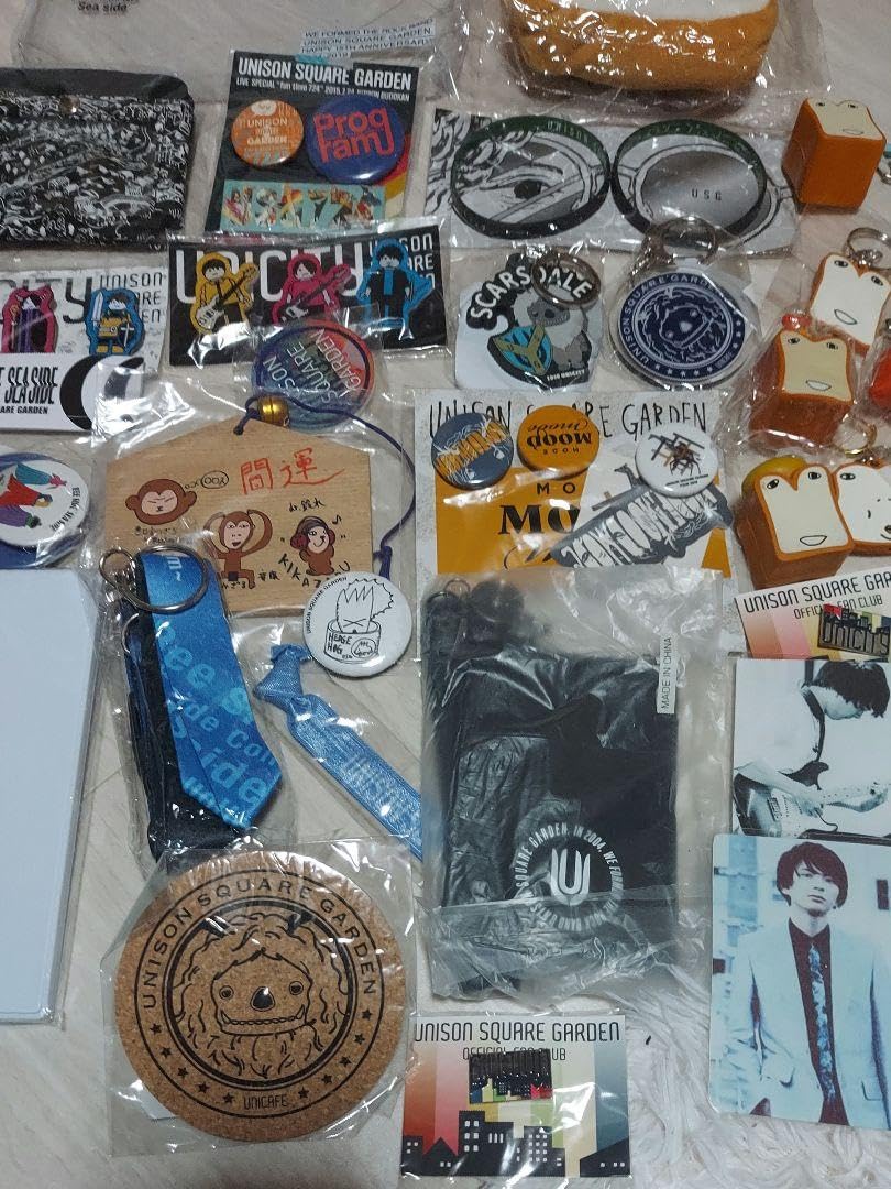 Amazon.co.jp: UNISON SQUARE GARDENグッズまとめ売り : おもちゃ