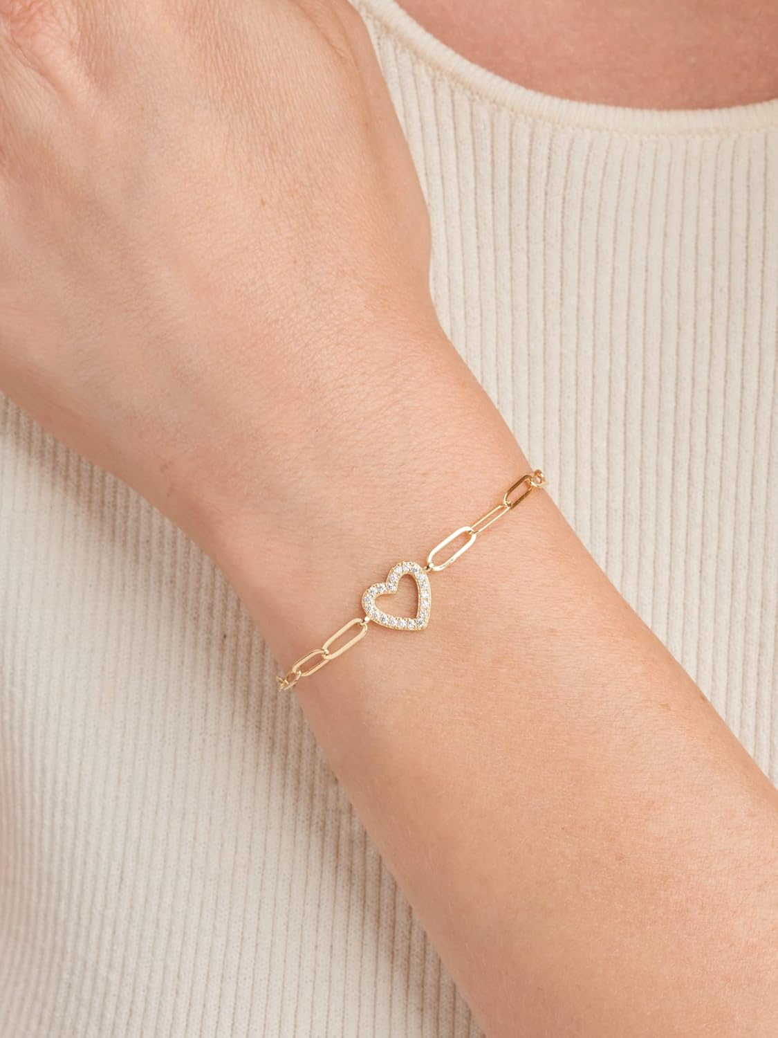 Amazon Essentials Cubic Zirconia Geometric Open Heart Paperclip Chain Link Bracelet in Sterling Silver, 6.75" + 1.25" Extender - Image 4