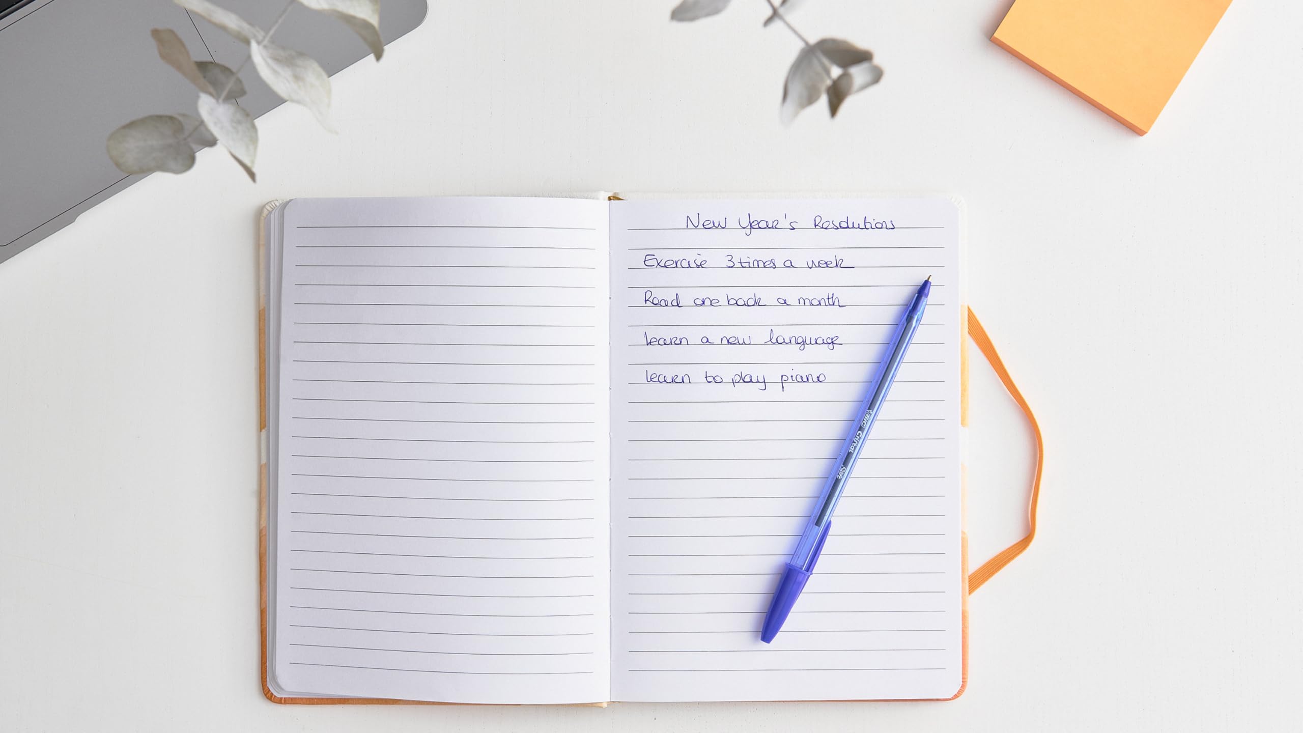 BIC Cristal Soft Bolígrafos Bolitas Punta Media (1,2 mm) con tinta Easy Glide - Azul, Caja de cartón de 10