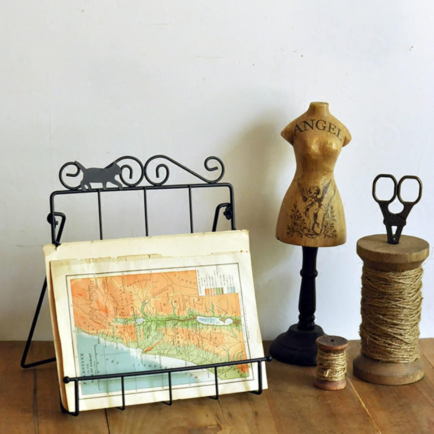 マガジンラック メタルニュース紙マガジンラックフレームメニューホルダーメタル猫装飾ケーキブックホルダー20x25x4cm 新聞 雑誌