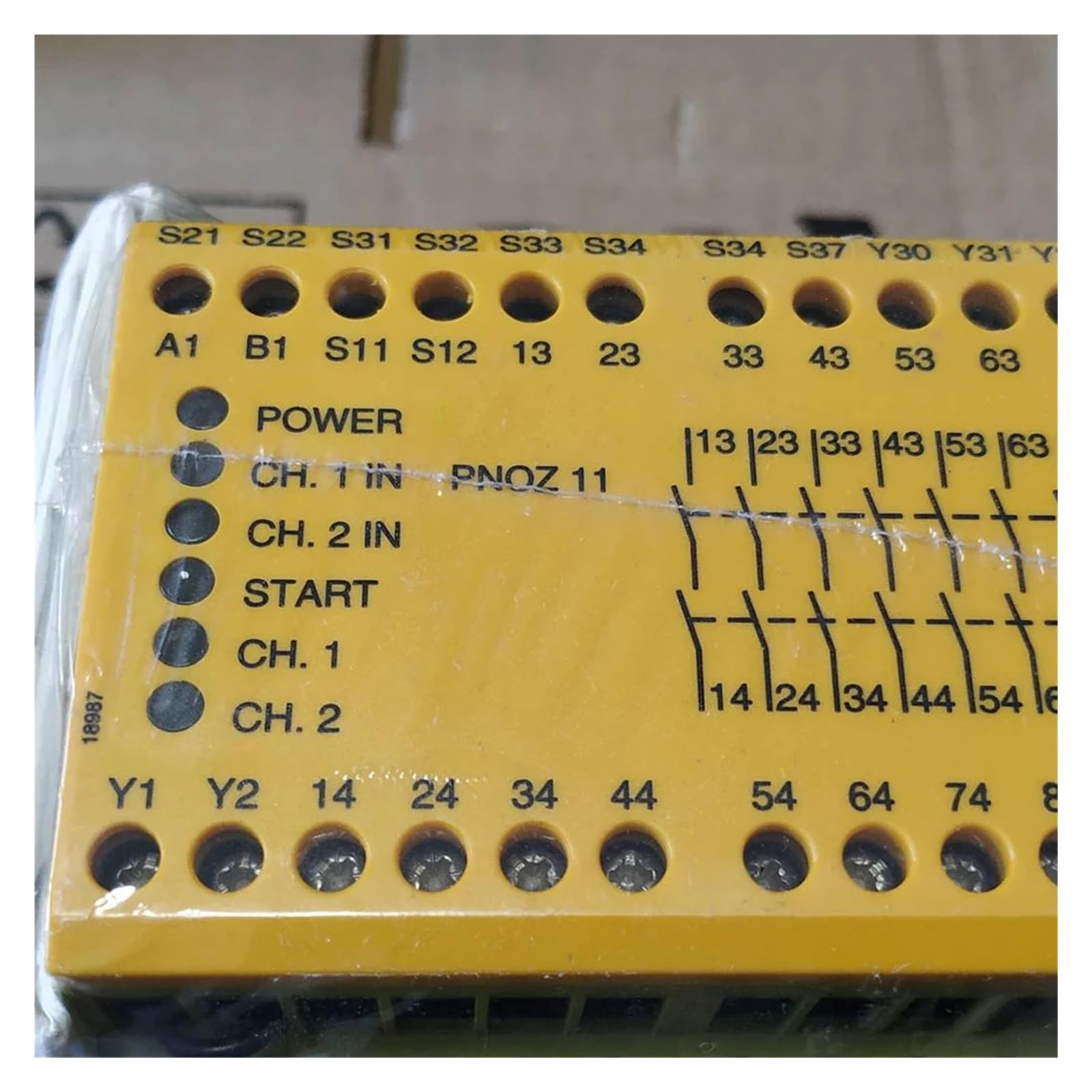 NACODLUL 11 24VAC 24VDC 7n/o 1n/c 774080 Relay Control Module