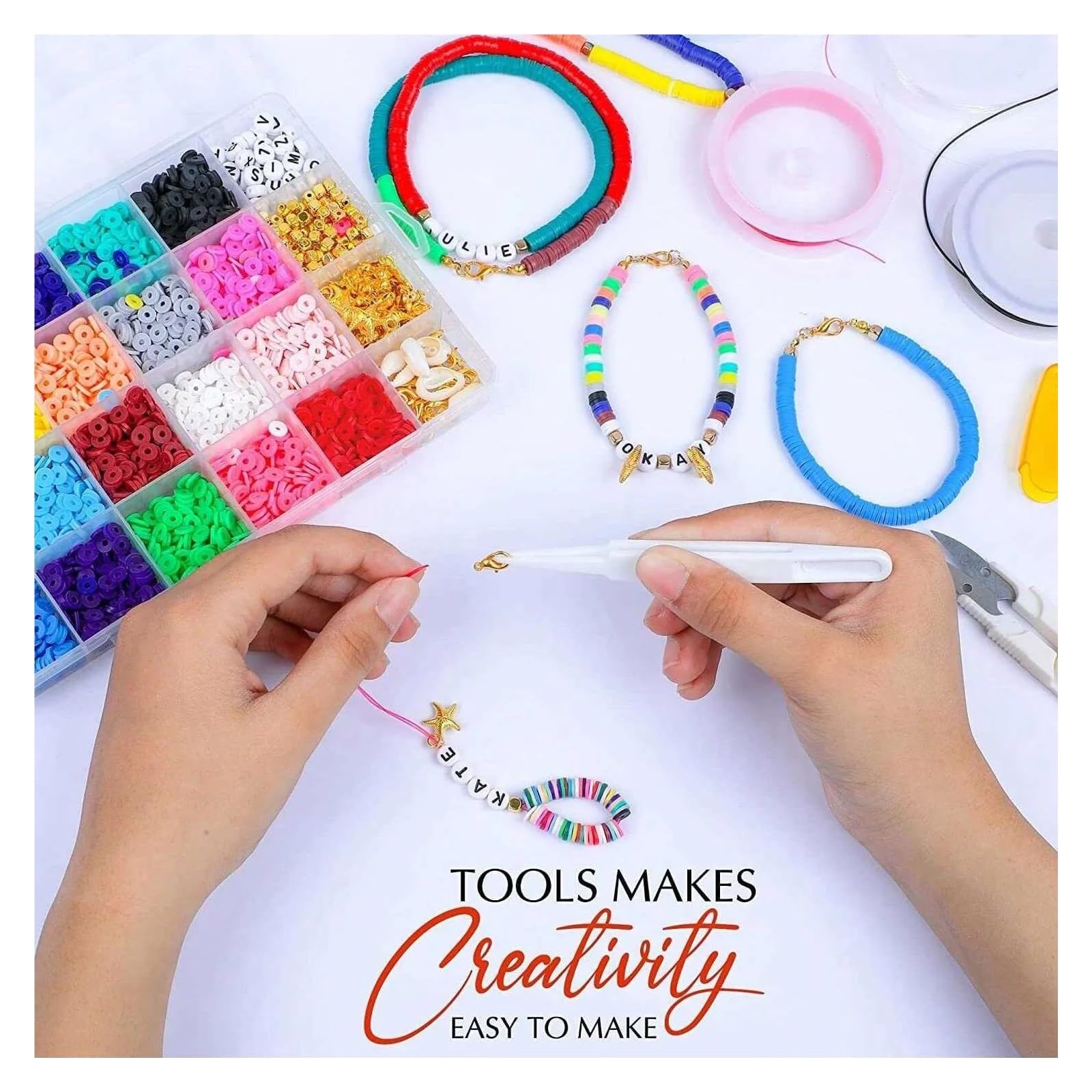 Kit De Fabrication De Bijoux Bracelets en Perles d'argile, 8230 pièces, Kit de Bricolage avec Lettres d'amitié collégiales Kit Bijoux Creation Adulte