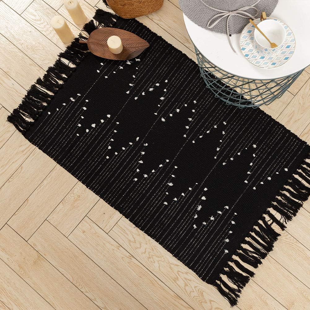 idee-home Boho Rug, Boho Kitchen Rug Runner Washable, Boho Bathroom Rug Woven Small Cotton Bohemian Tribal Farmhouse Tassels Bedroom Hallway Moroccan Bath Mat 2'x3', Black