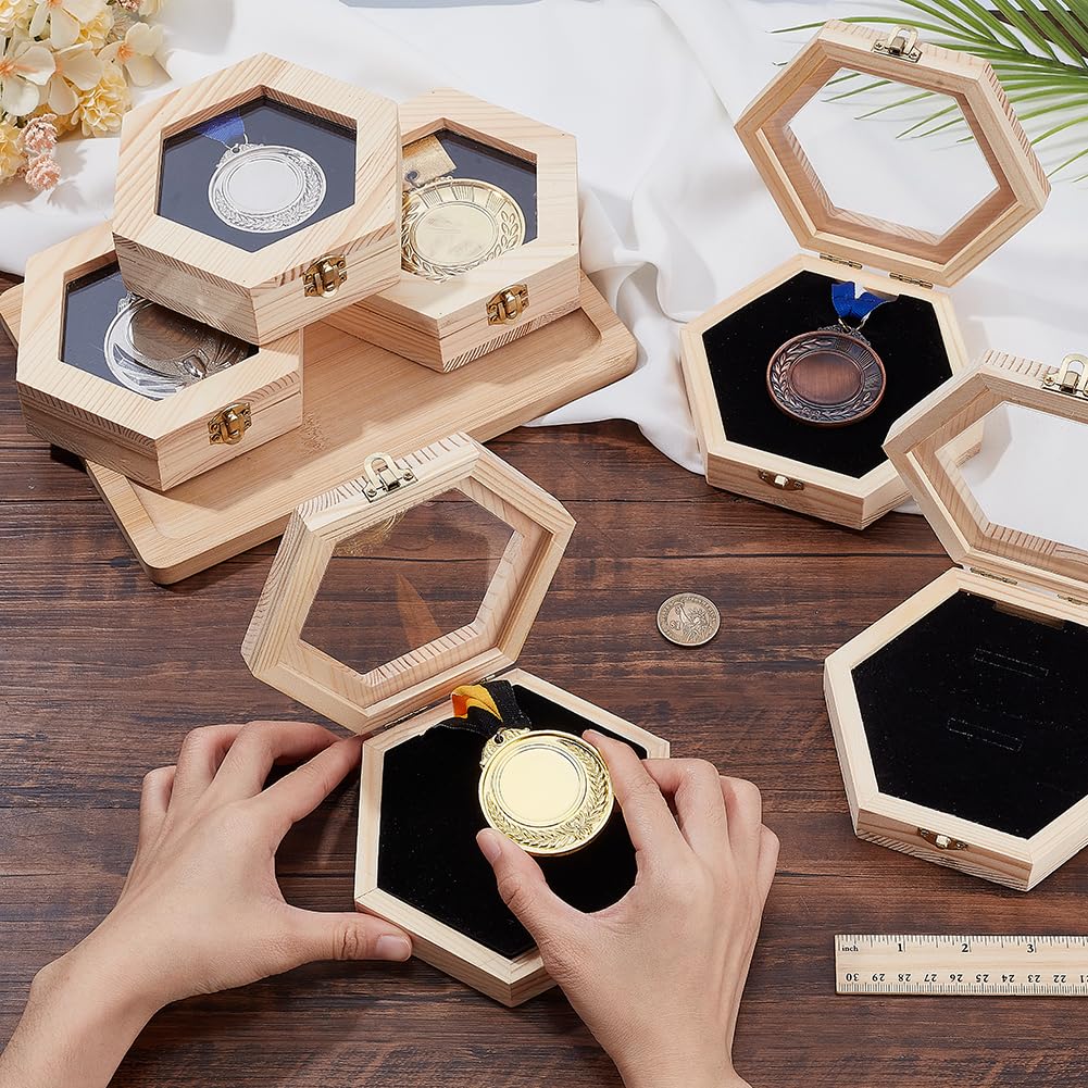 PH PandaHall Juego de 6 soportes de madera para medallas hexagonales, caja de almacenamiento de medallas, caja de medallas de montaje en pared con esponja para deportes, maratón, carreras,