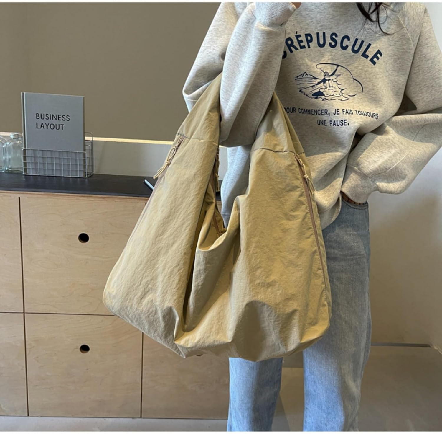 Slouchy Tote Bag 2026 Nylon Solid Pleated Handbag Men Women Large Shoulder Travel Gym Casual Commute Weekend Vacation - Image 3