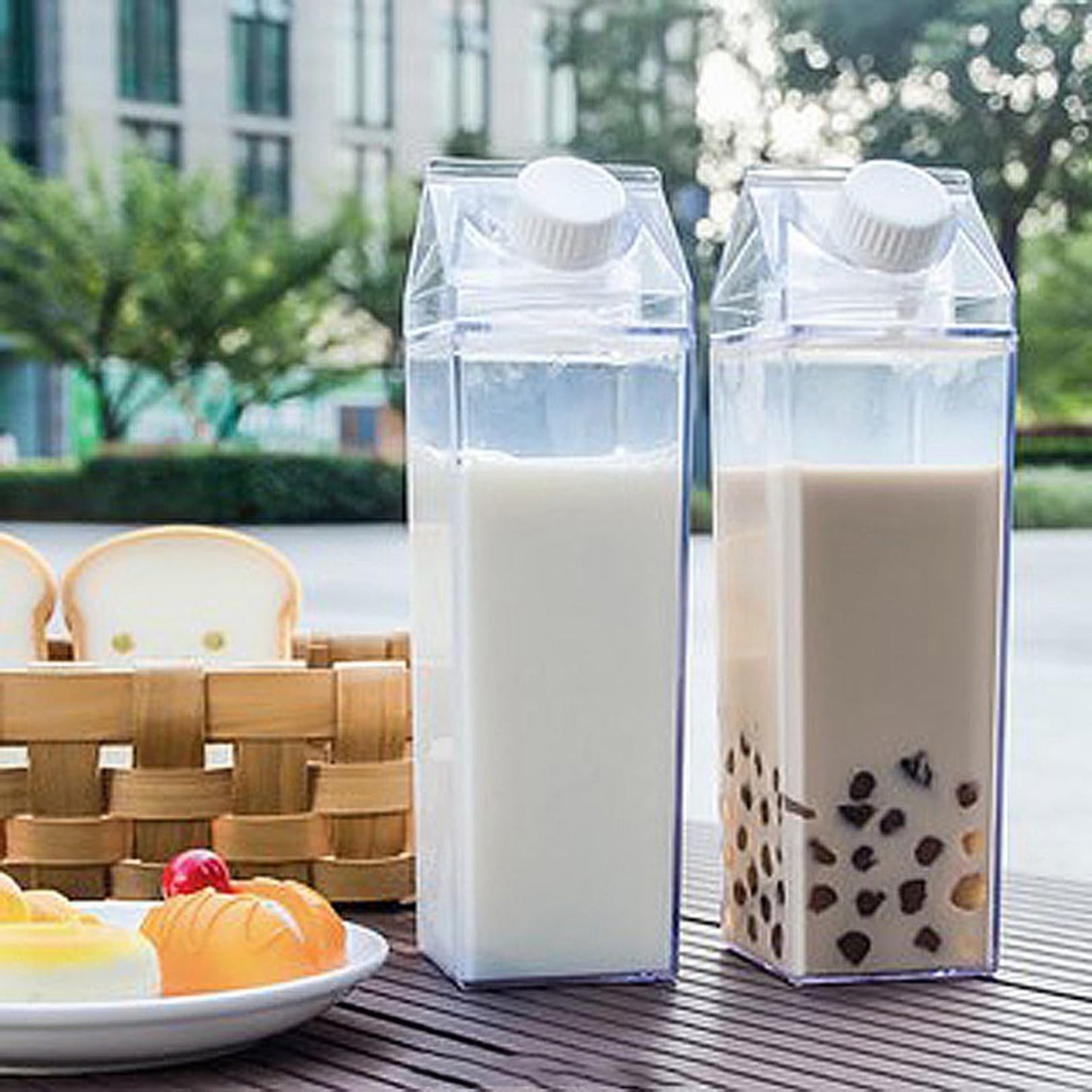 Amazon｜ボトル 1リットル 水筒 クリアボトル 直飲み 蓋付き 四角形