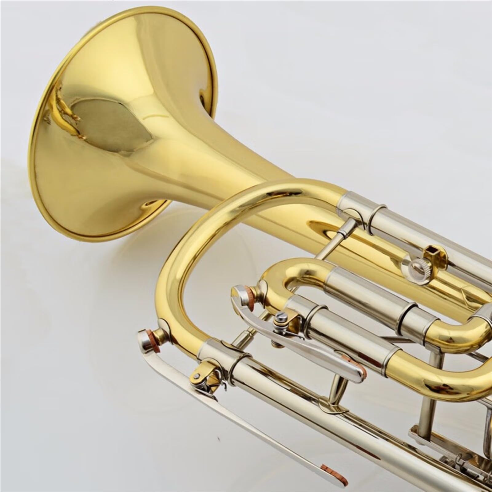 Standard Trompeten B-Trompete Instrument Flachton-Trompete Dreiknopf-Blasinstrument Messing Langlebiger Edelstahl