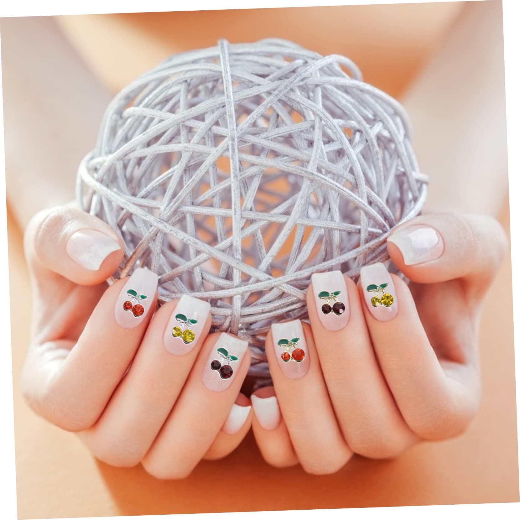 FRCOLOR 300pezzi Cherry Nail Charms e Rhinestones Per Nail Art Decorazioni Glitterate Per Unghie Per e Dazzling Per Speciali