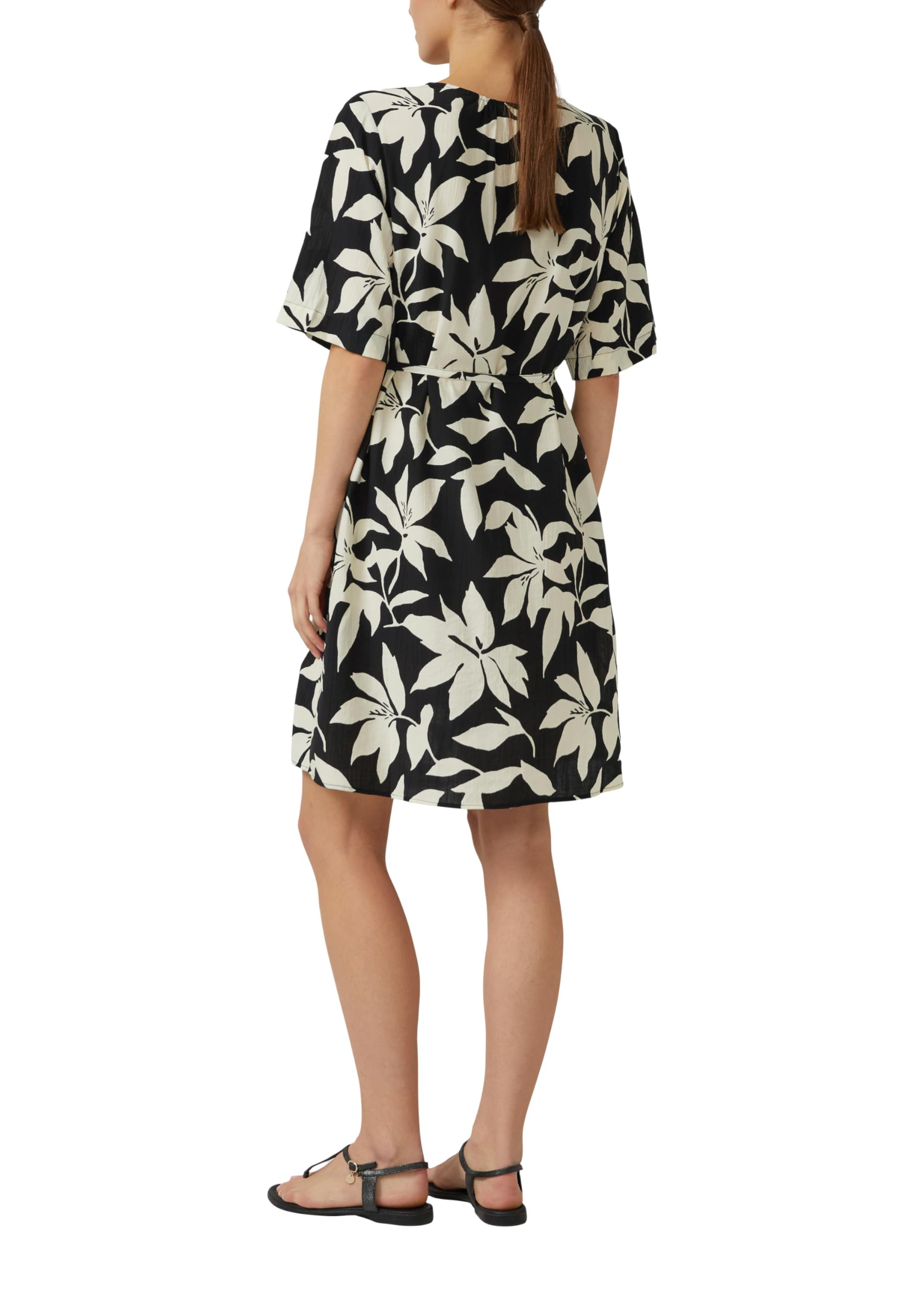 s.Oliver Damen 2176376 Kleid mit Allover Print