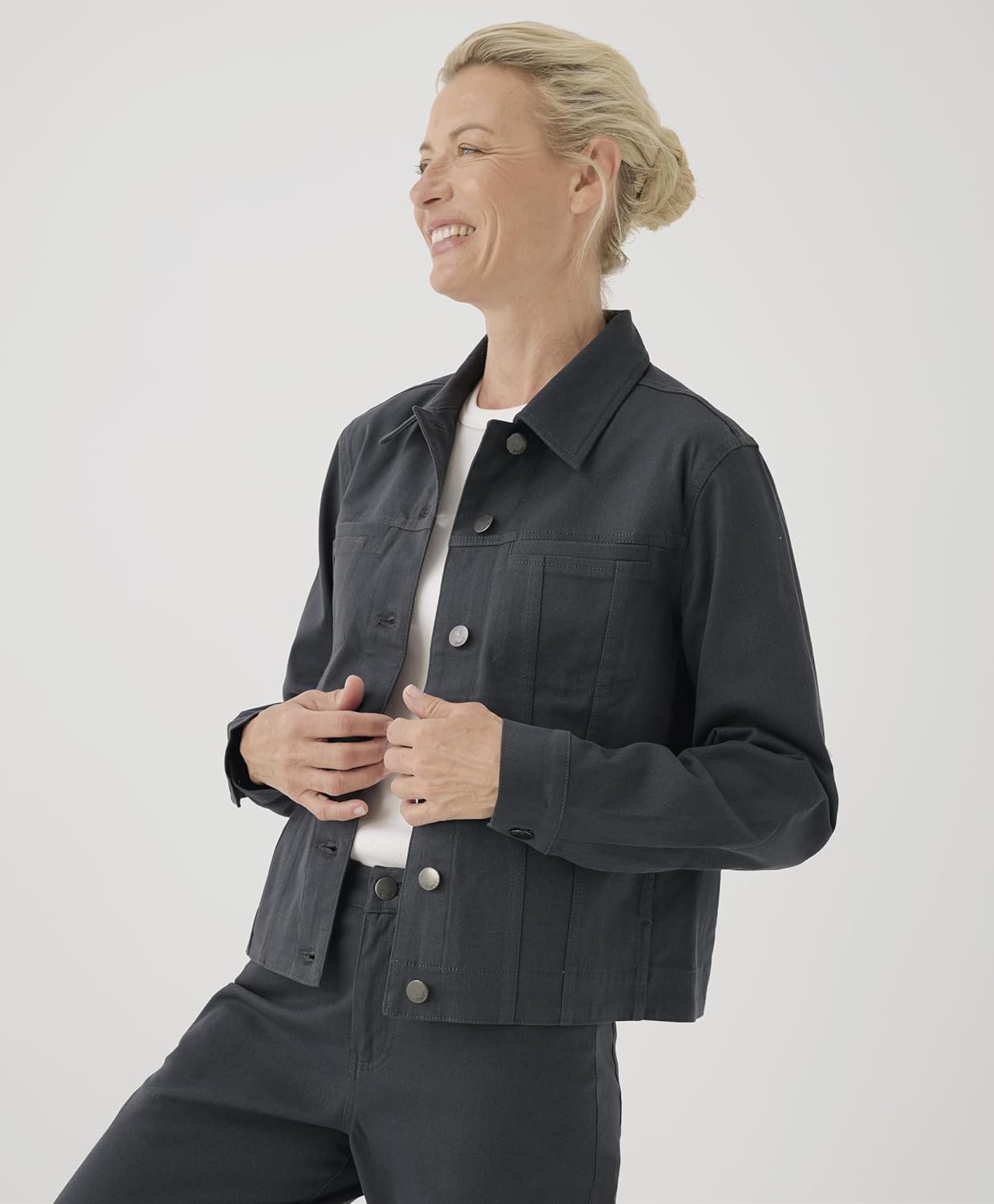 Pact Organic Cotton Women's Stretch Denim Jacket - Image 3