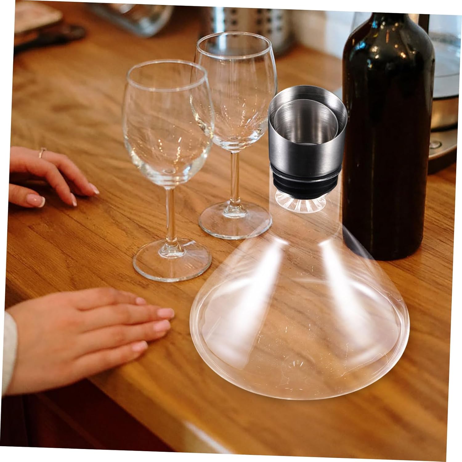 Fast Wine Decanter Glass Liquor Dispenser with Large Opening Quick Aeration Pourer for Enhanced Wine Taste Clear Design for Relaxed Serving