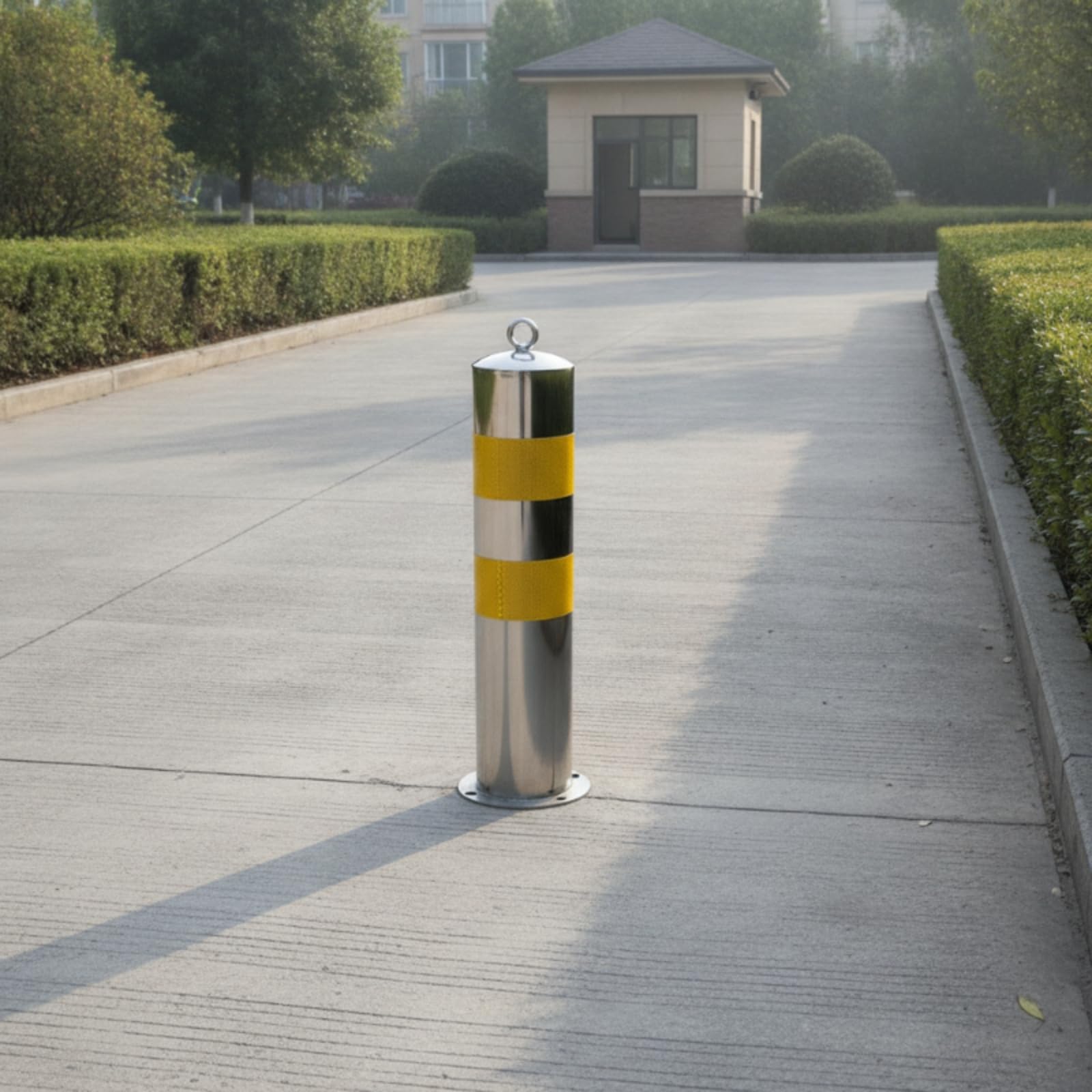 Milageto Borne de Sécurité Routière Poteau Balise Bollard Potelet en Acier Inoxydable Robuste Signalisation Réfléchissante Jaune pour Faible Luminosité, 114-550-1.0mm, Fixed