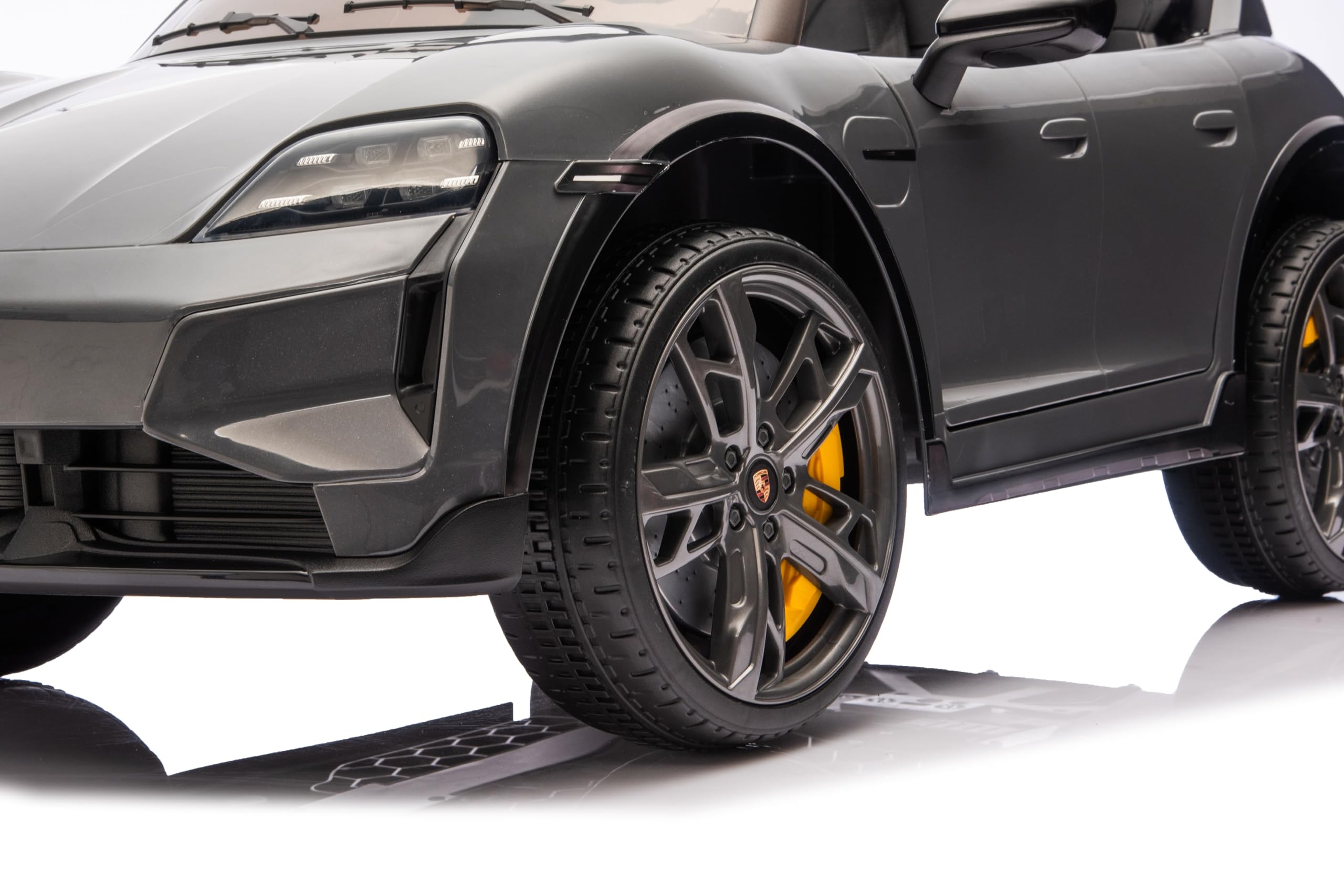 TOYSCAR Auto Elettrica per Bambini 12V Porsche Taycan Turbo S con Telecomando 2.4GHz, 2 Motori, Porte Apribili, Bluetooth Luci LED Tappetini, Macchina Elettrica Bambino (Nero)