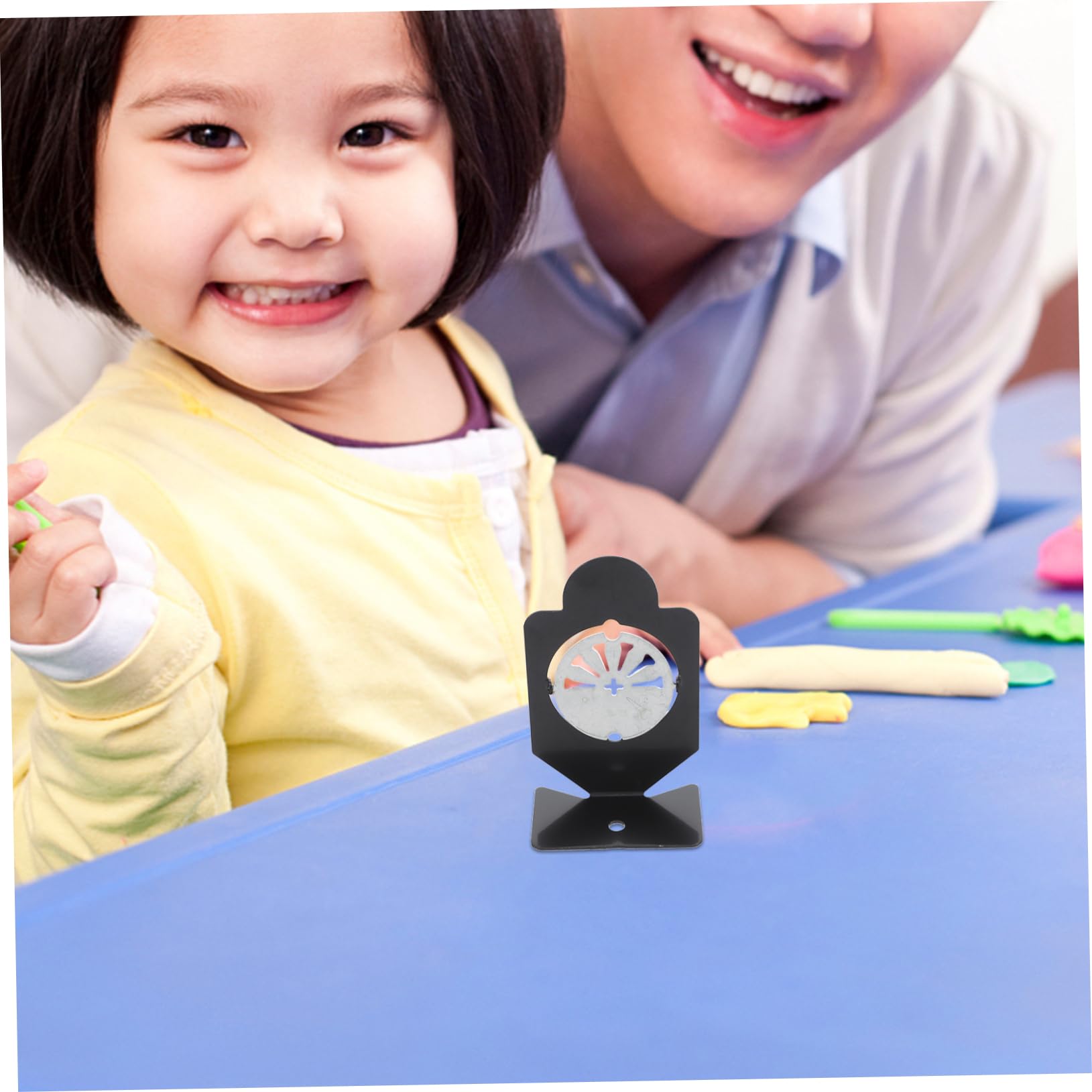 BESPORTBLE Objetivo Giratorio de Metal para Disparar, Tablero Pequeño Seguro para Entrenamiento Infantil, Fácil de Montar, Adecuado para Fiestas Infantiles en Interiores Estilo Aleatorio