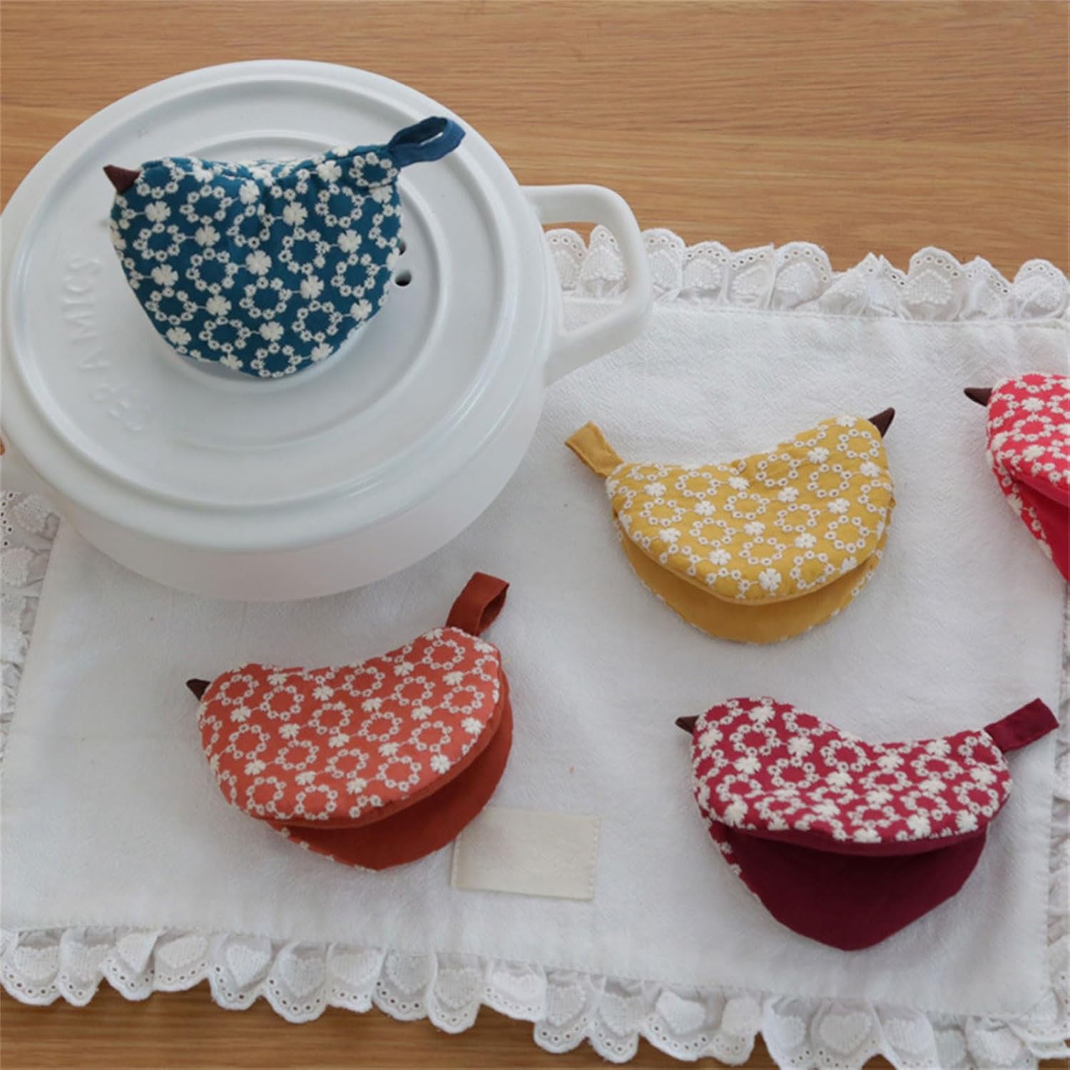 Heatproof Cotton Handle Sleeve for Serving Dishes Multipurpose Protective Cover for Family Gatherings Heatproof Handle Cover for Pots