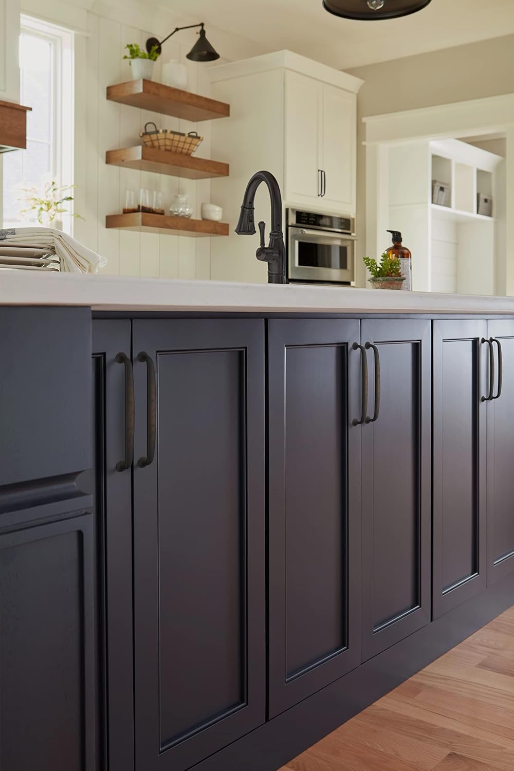 Amerock | Cabinet Pull | Oil Rubbed Bronze | 6-5/16 inch (160 mm) Center to Center | Renown | 1 Pack | Drawer Pull | Cabinet Handle | Cabinet Hardware