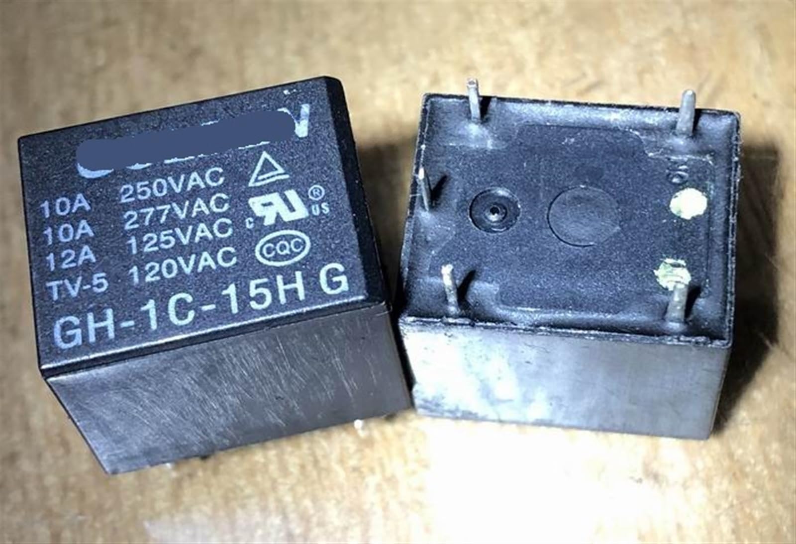 Relais 5 Broches GH-1C-24L Haute Capacité de Commutation pour Carte PCB