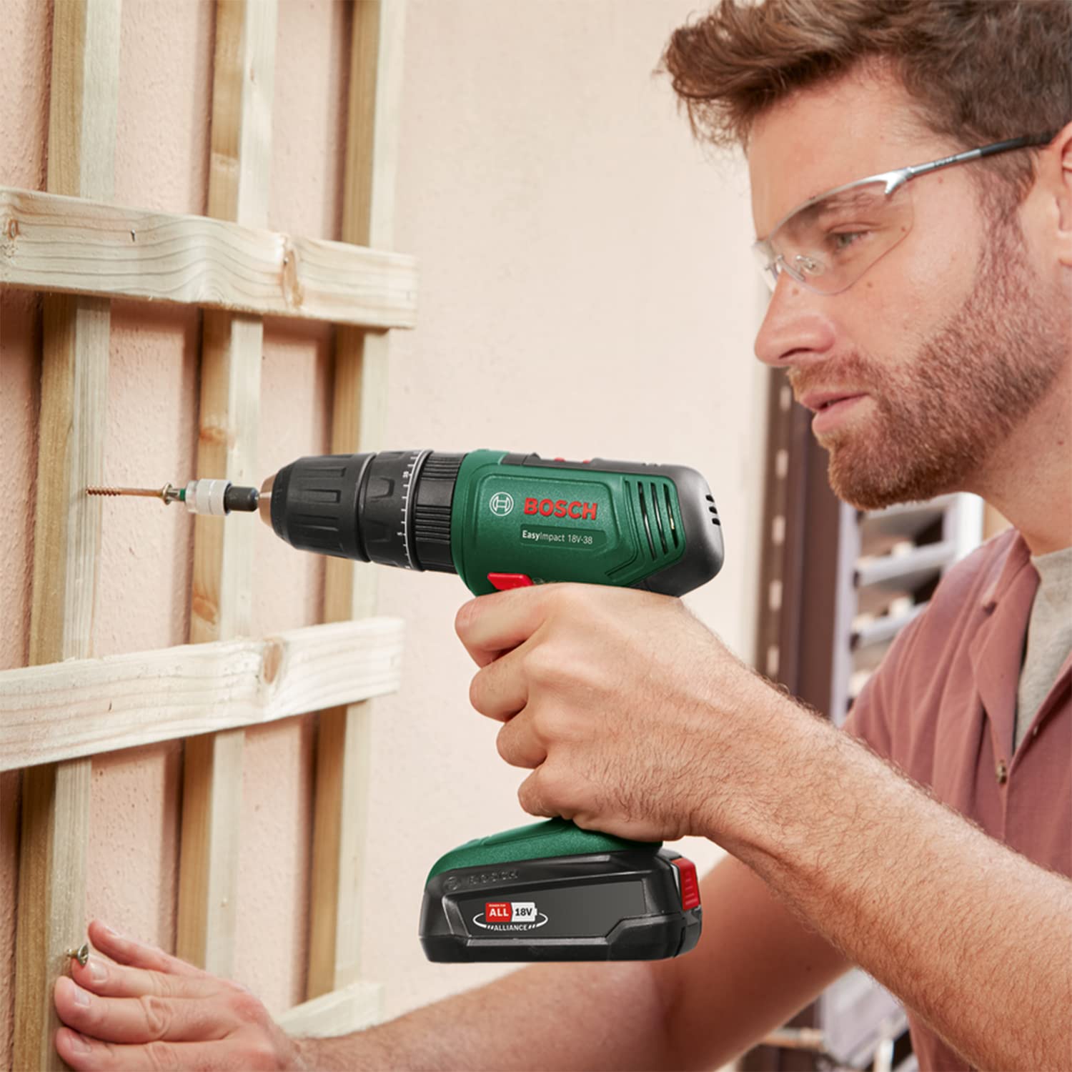 Bosch Akku Schlagbohrschrauber EasyImpact 18V-38 (1x Akku 2,5 Ah, 18 Volt System; im Koffer), Battery Powered, Cordless, Green
