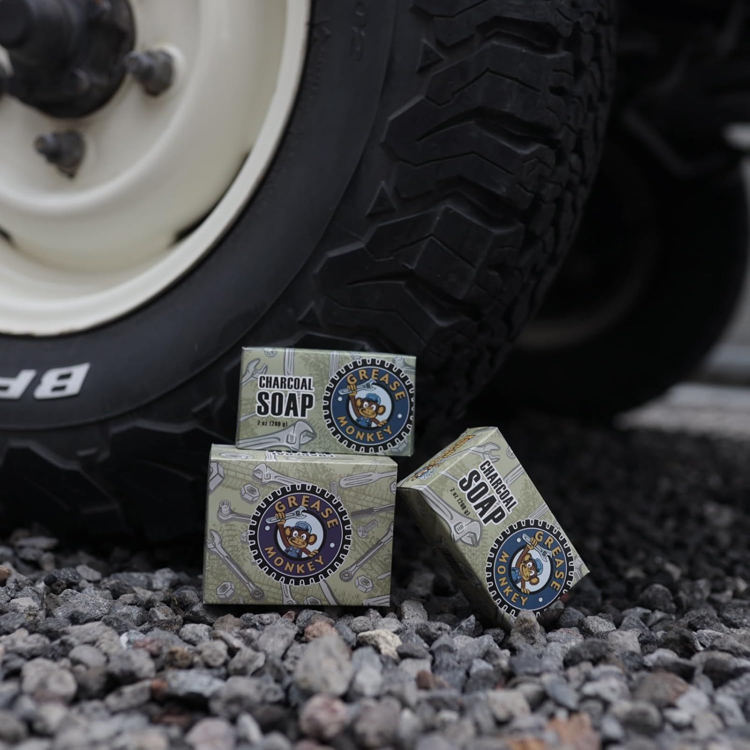 Bali Soap Grease Monkey - Natural Bar Soap for Men, Mechanic Gifts - Activated Charcoal Scrub, Exfoliating, Moisturizing, Sandalwood & Peppermint Scent, Vegan & Cruelty-Free, 2-Pack 7oz