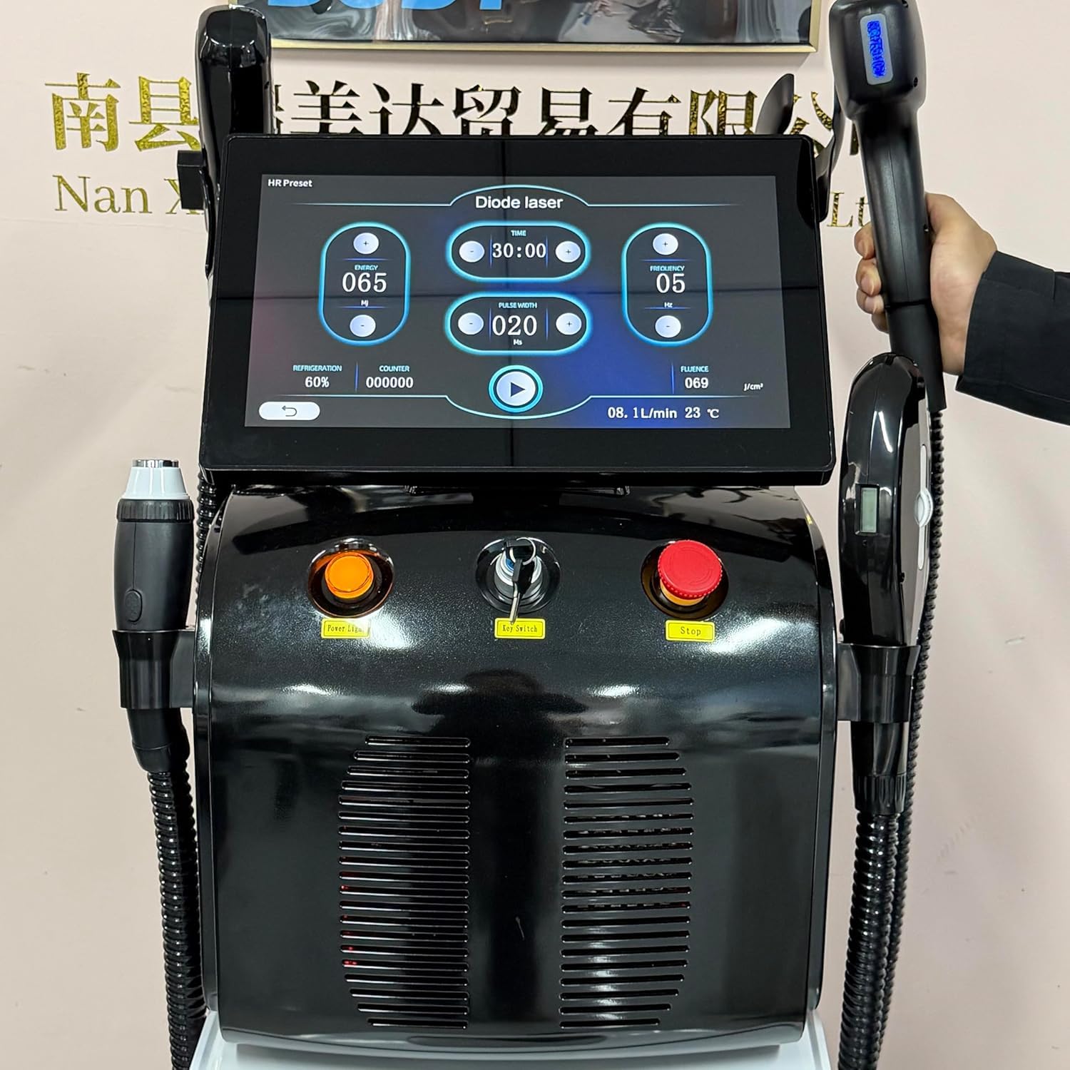 Dispositivo multifunzione 4 in 1 ad alta potenza per epilazione laser, rimozione dei peli e rimozione tatuaggi con laser a picosecondi, adatto per uso domestico/salone (nero).