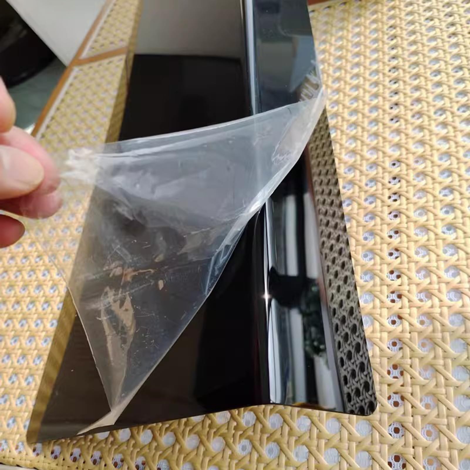 Blokerów Zabawek Czarna Plastikowa Blokada Pod Kanapę, Regulowane i Przycinane Barierki Zabezpieczające Przed Schodami, Blokady Pod Łóżko, Szafkę, Szuflady(47x3in (120x8cm))