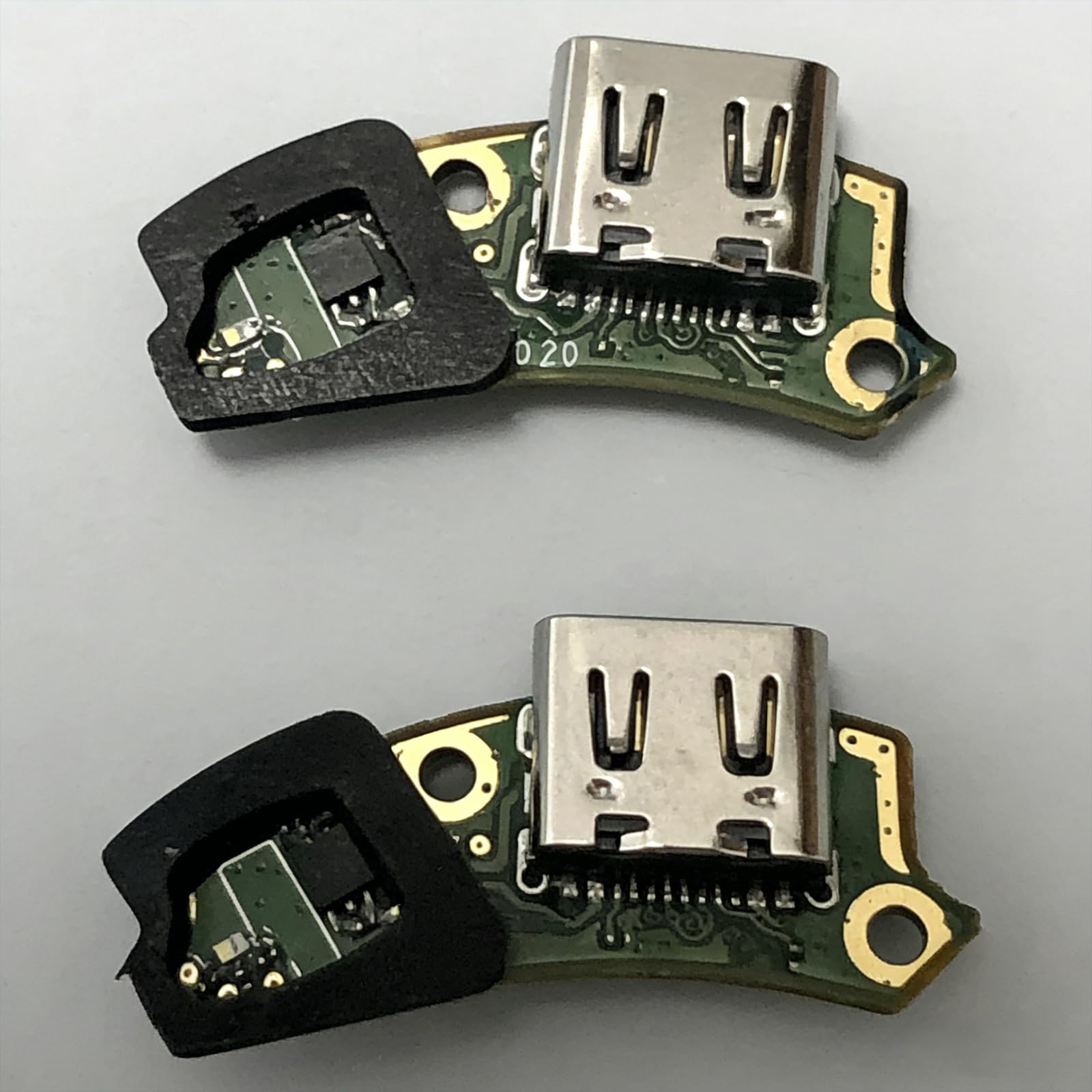 Riparare la scheda porta di ricarica per cuffie QC45 e risolvere il problema in modo rapido e conveniente. scheda PCB porta cuffie