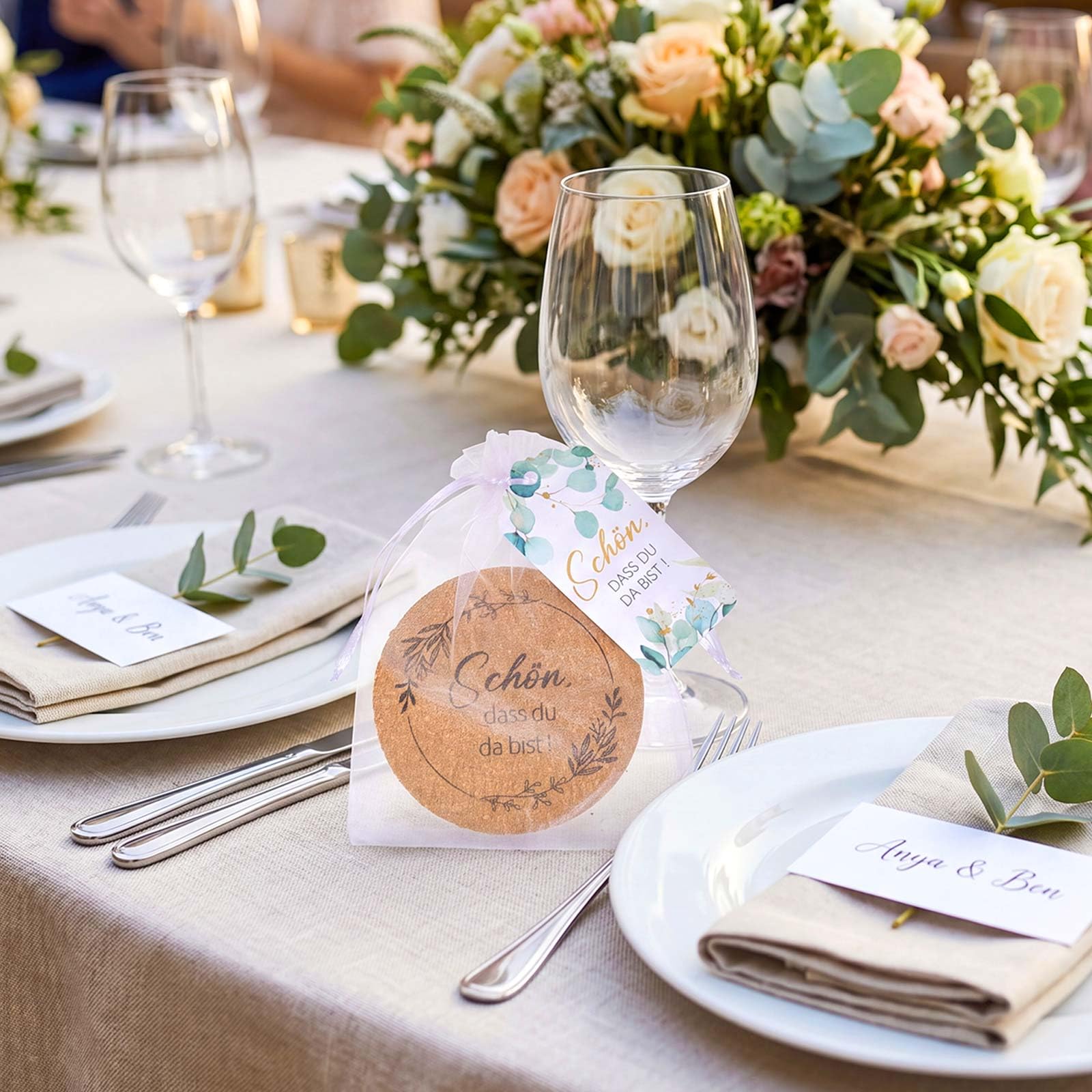 BBTO 50 sous Verres en Liège pour Cadeaux de Mariage avec Carte et Sachet en Organza sous-Verres pour Communion Décorations de Baptême Cadeau d'anniversaire Décorations de Table pour Garden
