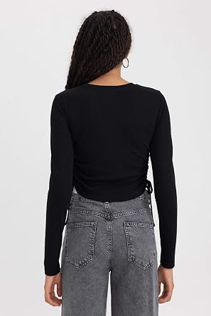 DeFacto Kadın Fitted Basic Uzun Kollu Crop Tişört