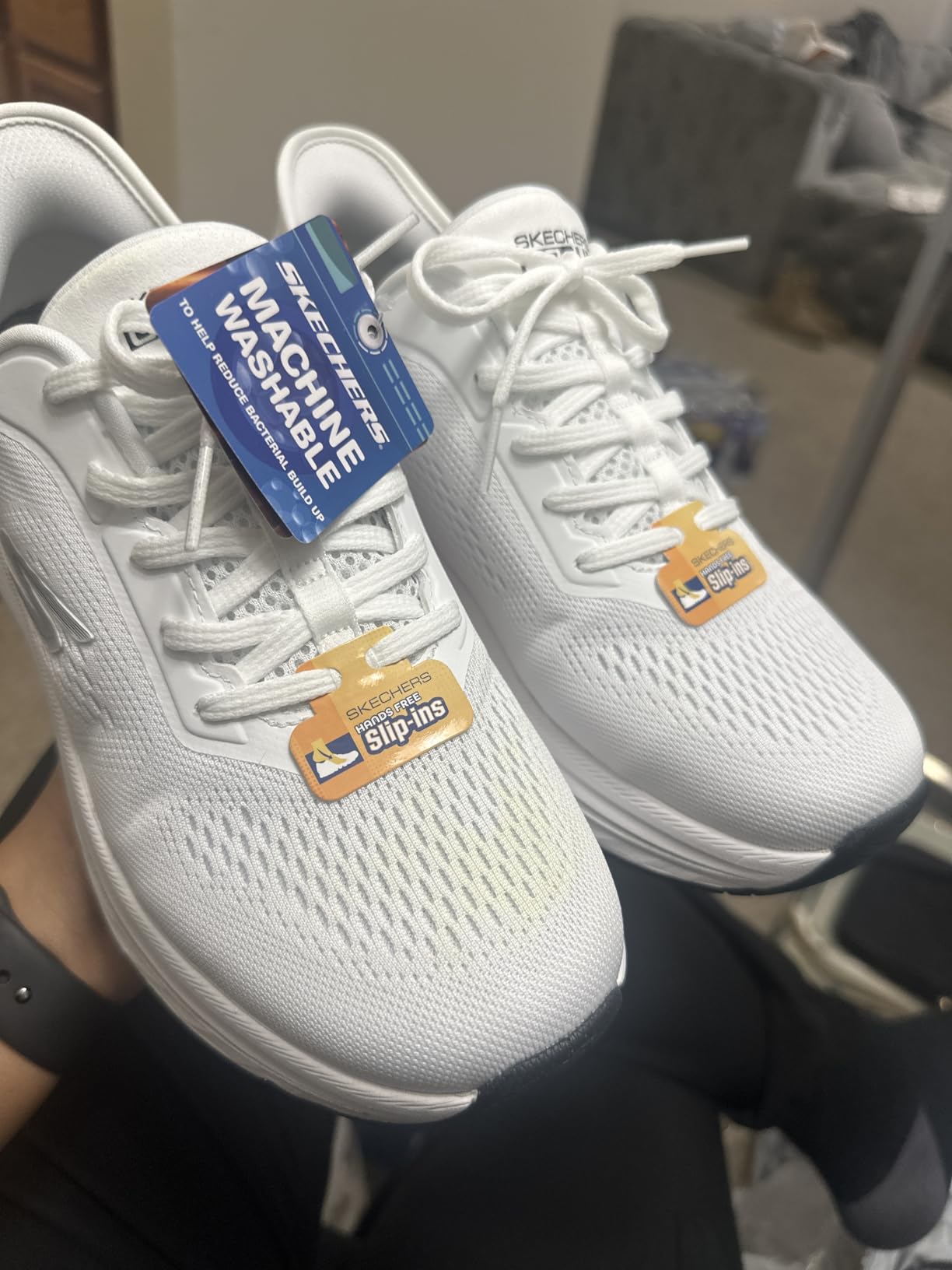 skechers women's max cushioning elite reviews