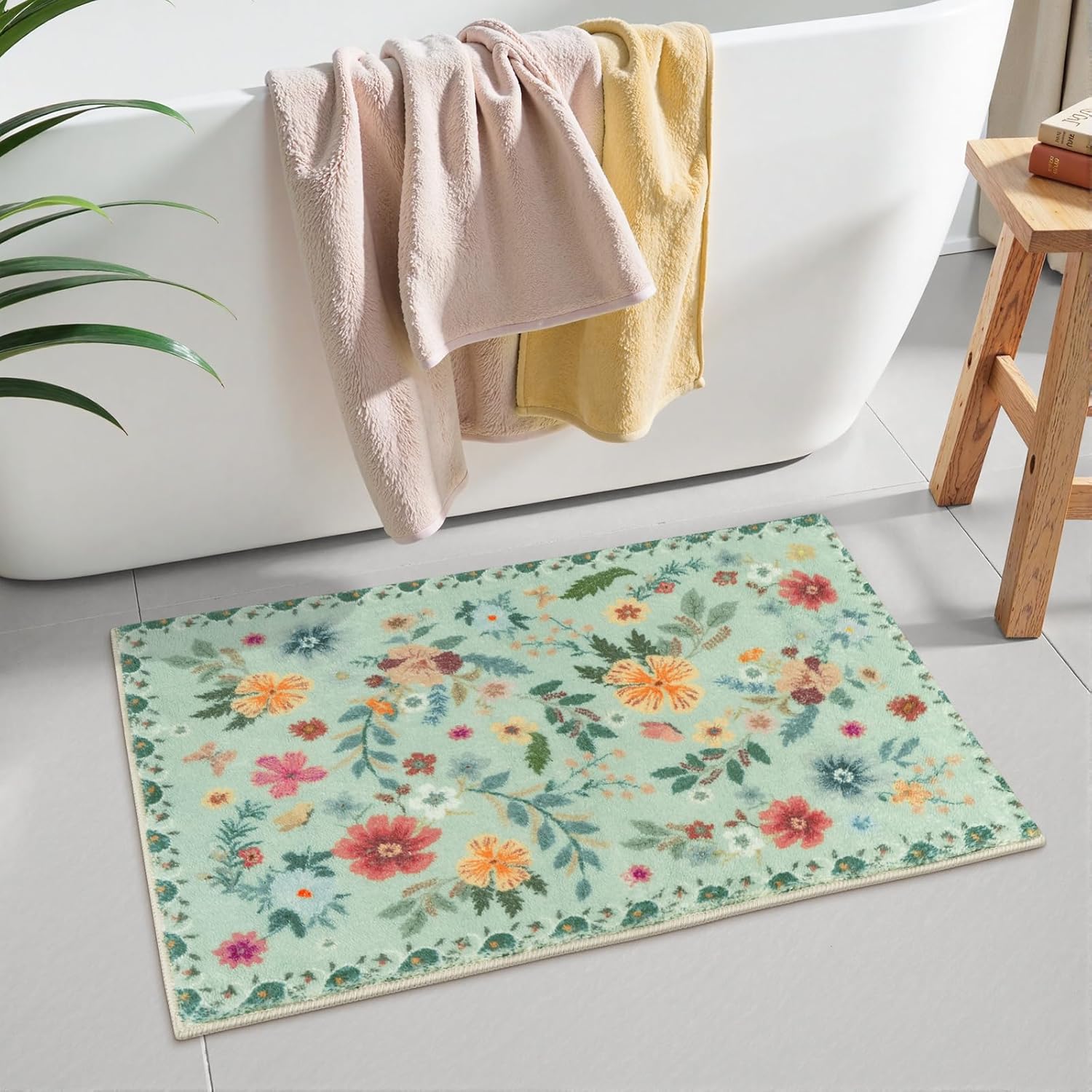 Uphome Bath Mats for Bathroom, Green Floral Bathroom Rugs, Boho Luxury Soft Non-Slip Bath Mat, Machine Washable Modern Farmhouse Floor Mats for Sink Shower Bathtub, 20x32 inch