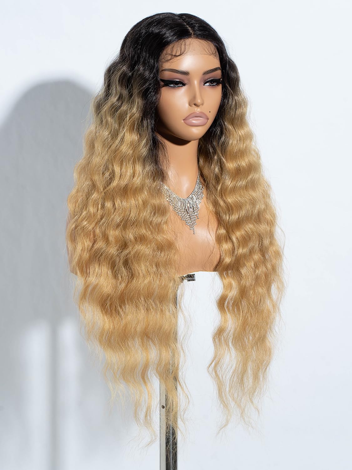 Joedir Lace Front Wig Long Wavy Wigs for Women 30 Inches Deep Part Cury Wave Wig Natural Looking Synthetic Heat Resistant Fiber Wig for Daily Party Use Ombre Blonde - Image 2