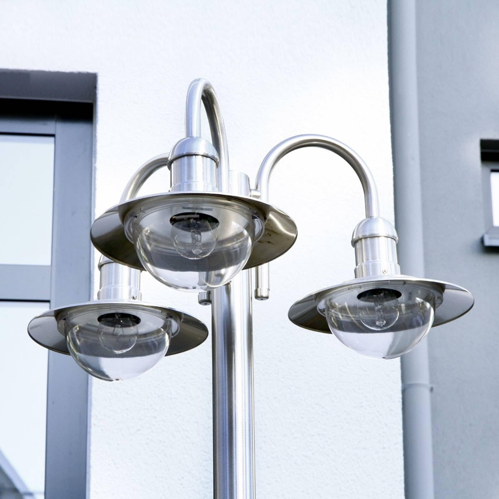 Lindby Lampadaire extérieur Damion à intensité variable (Moderne) en Gris Inox (à 3 lampes, E27) Candélabre luminaire d’extérieur