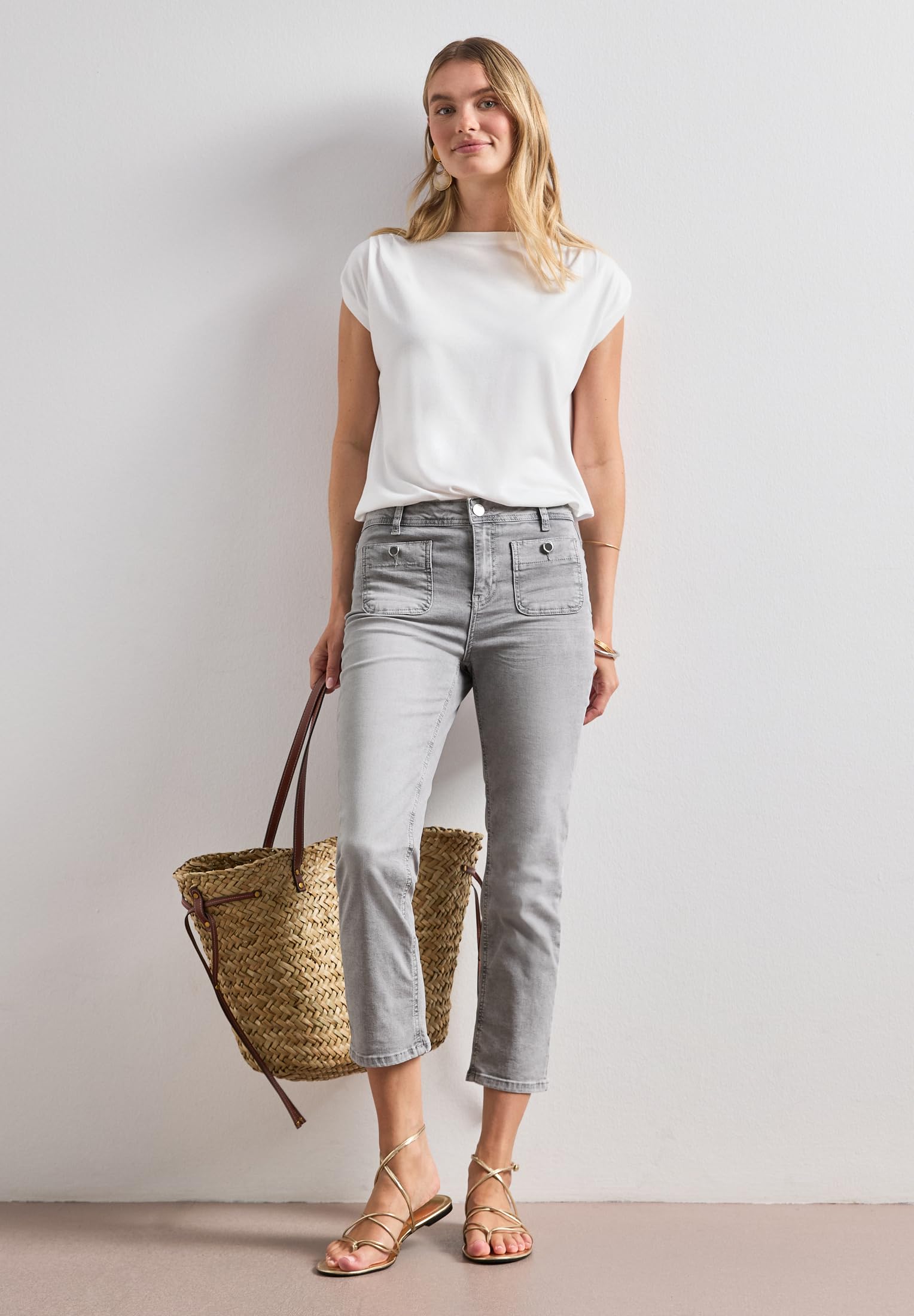 Street One Damen Straight Leg Jeans mit aufgesetzten Taschen 3818483