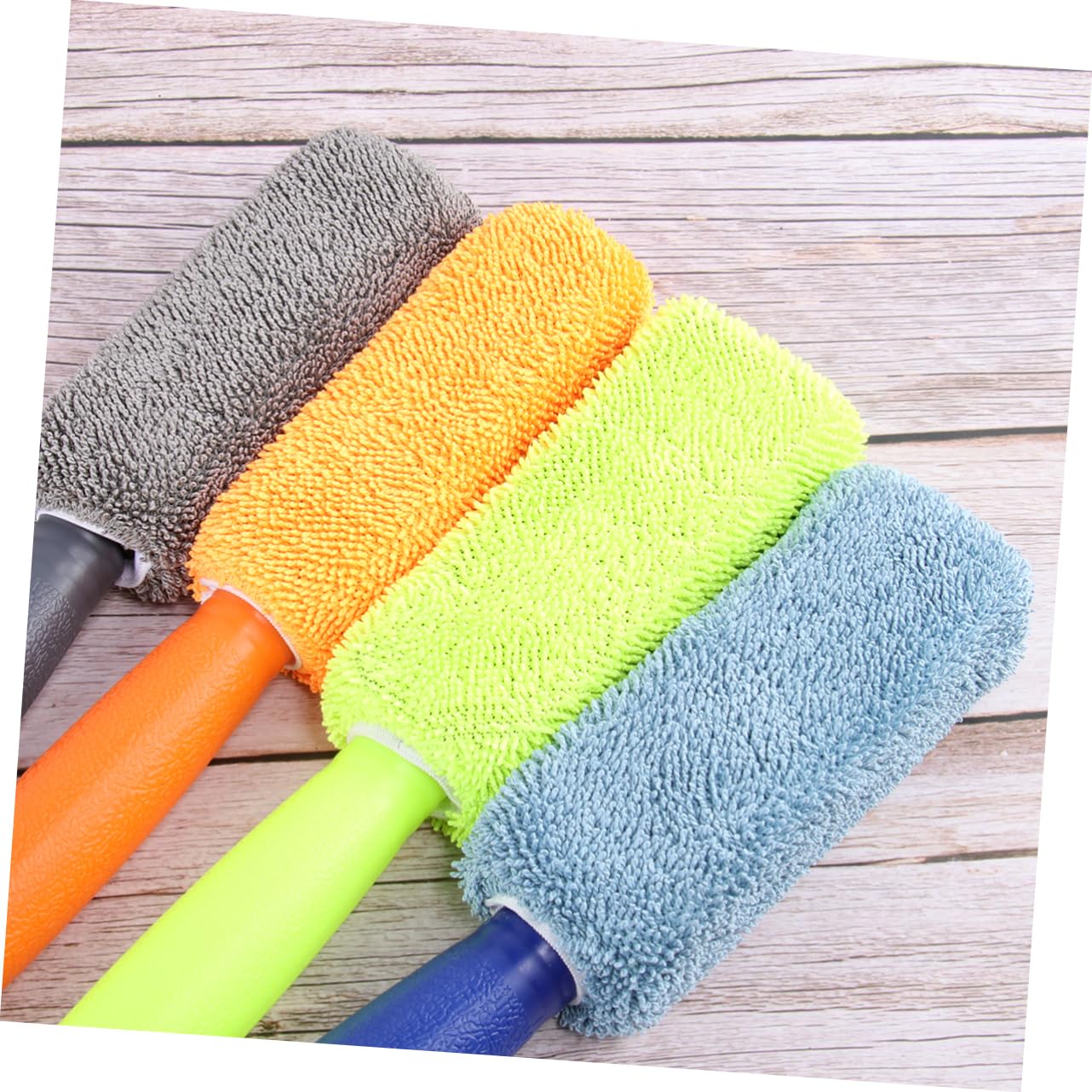 Spazzola per Pneumatici Auto in Microfibra 6 Pezzi | Manico in Plastica, per Manutenzione Pedale e Pavimento Auto, Portatile Colore Casuale