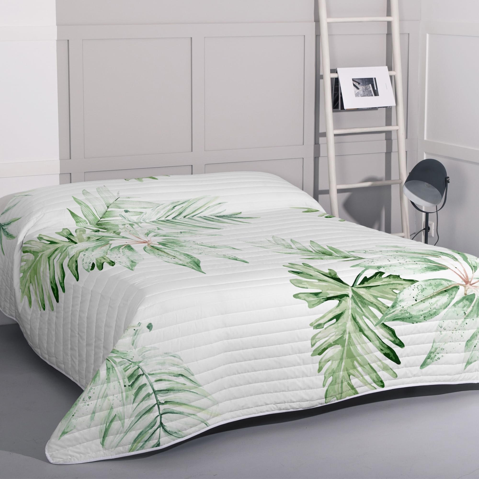 Colcha delicate couvre-lit grande taille pour protéger et habiller un lit 160 ou 180 cm