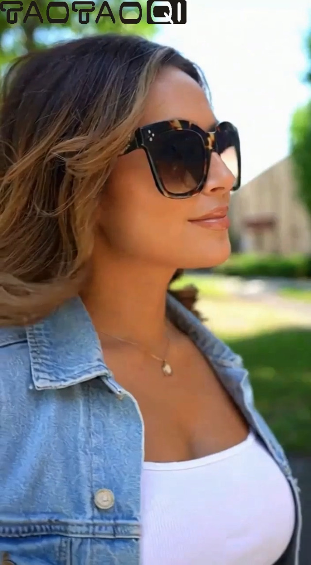 希少　Women of the Sun For the Sun After Long Nights by Fatemeh Jamalpour, Nilo Tabrizy