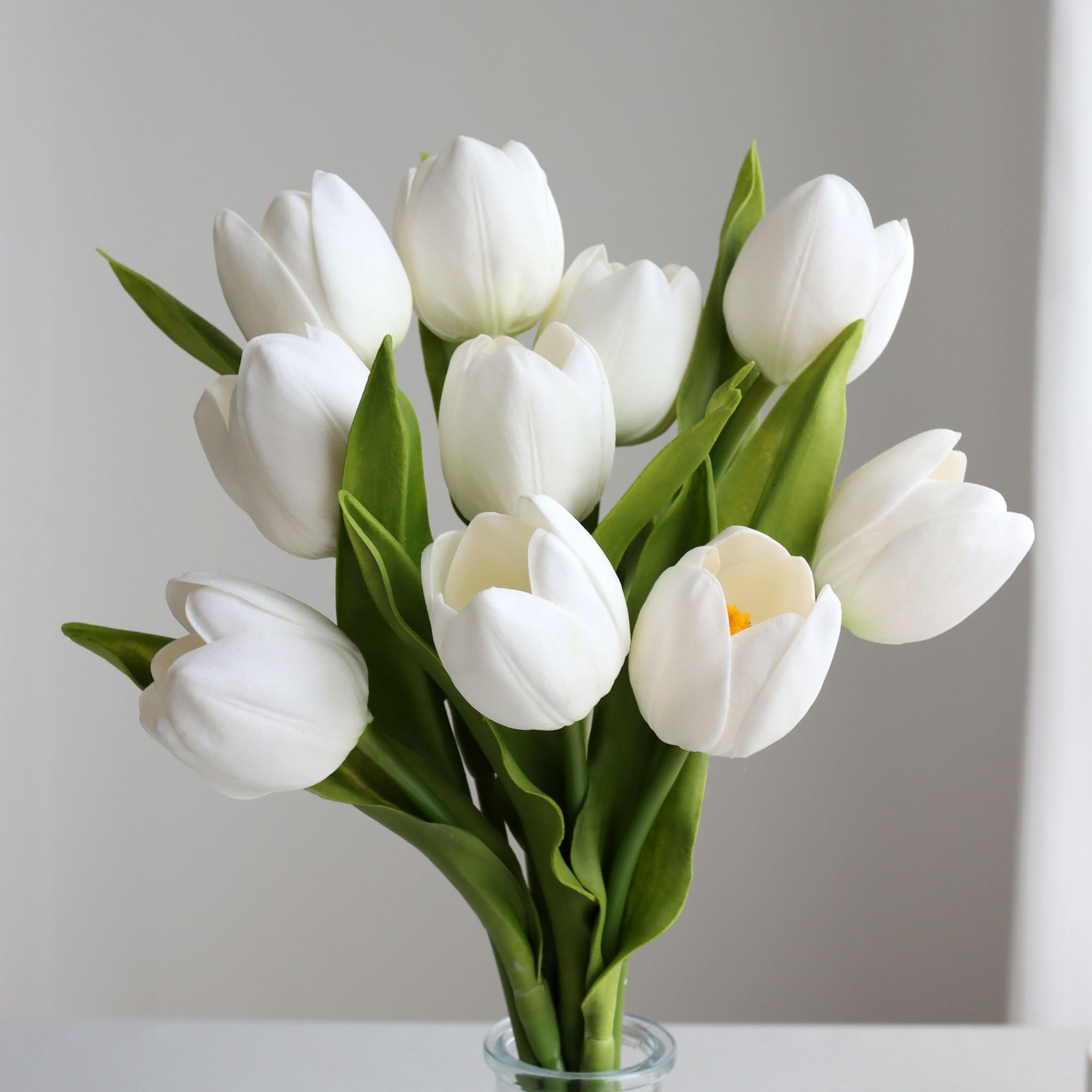 10Pcs Fake White Tulips Artificial Flowers Bouquet, Realistic Faux Tulip Stems That Look Real,Tulipanes Artificiales para Decoracion for Vase,Home Table Decor, Wedding