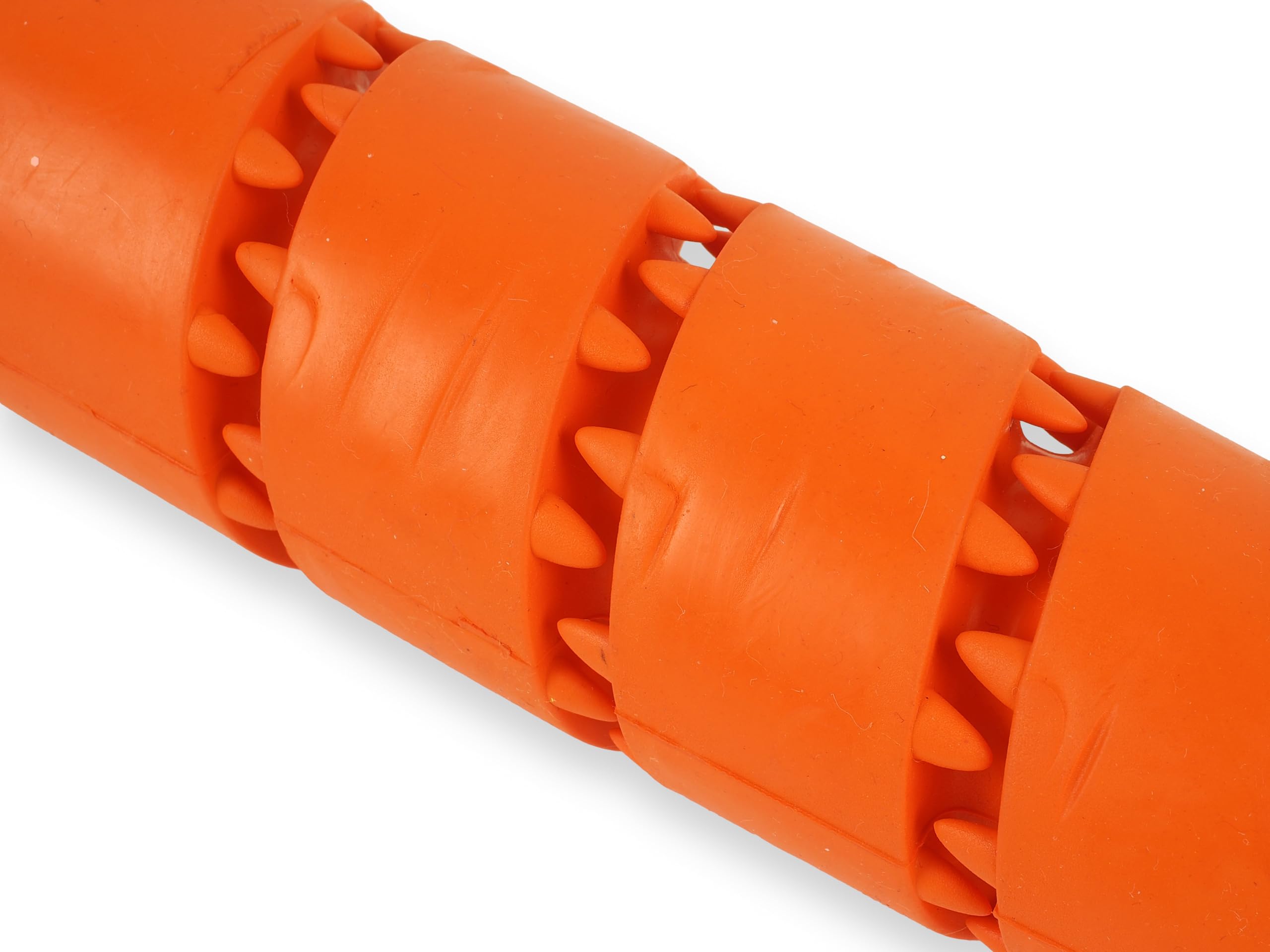 Smart Garden Christmas Carrot Treat Dispenser Dog Toy, Orange, 26cm, Christmas Dog Toy - Image 4